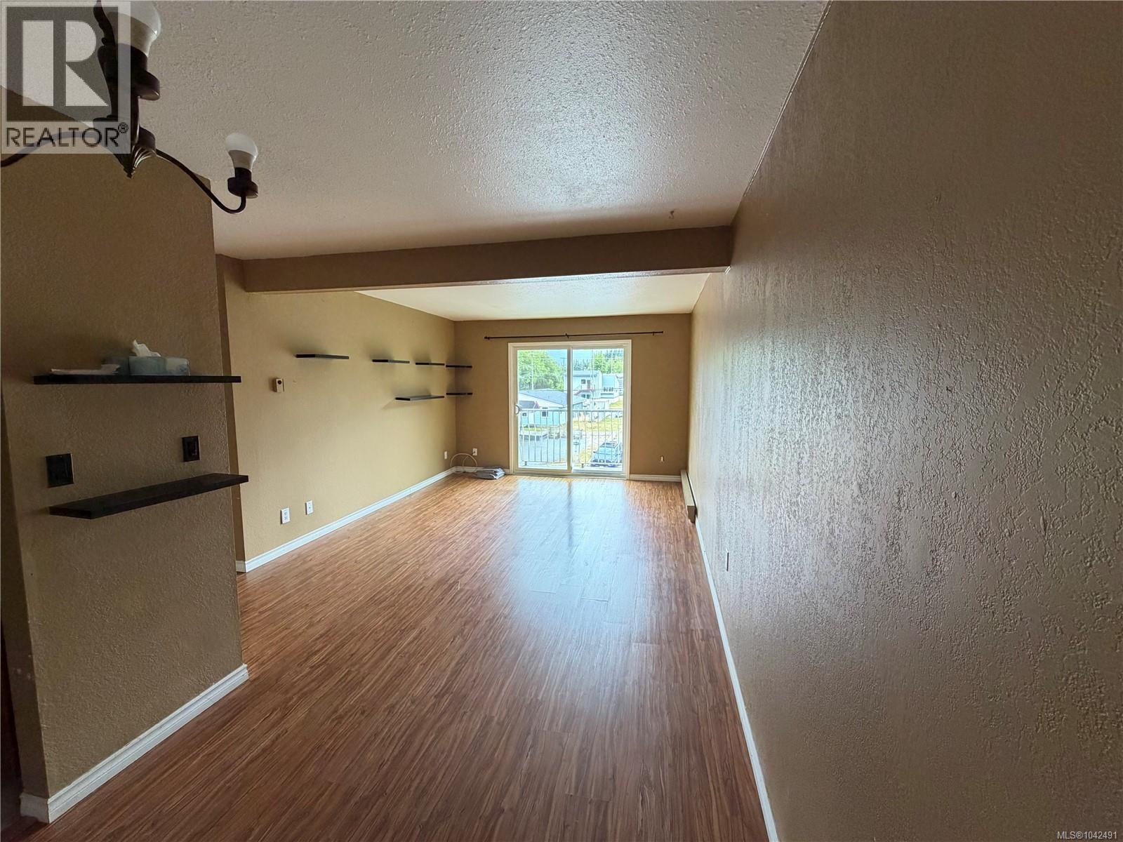 307 611 Macmillan Dr Property Photo 12