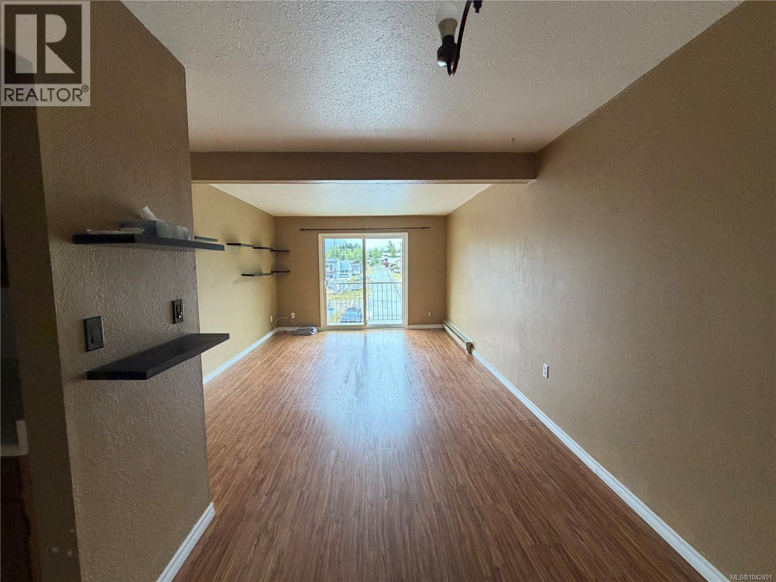 307 611 Macmillan Dr Property Photo 13