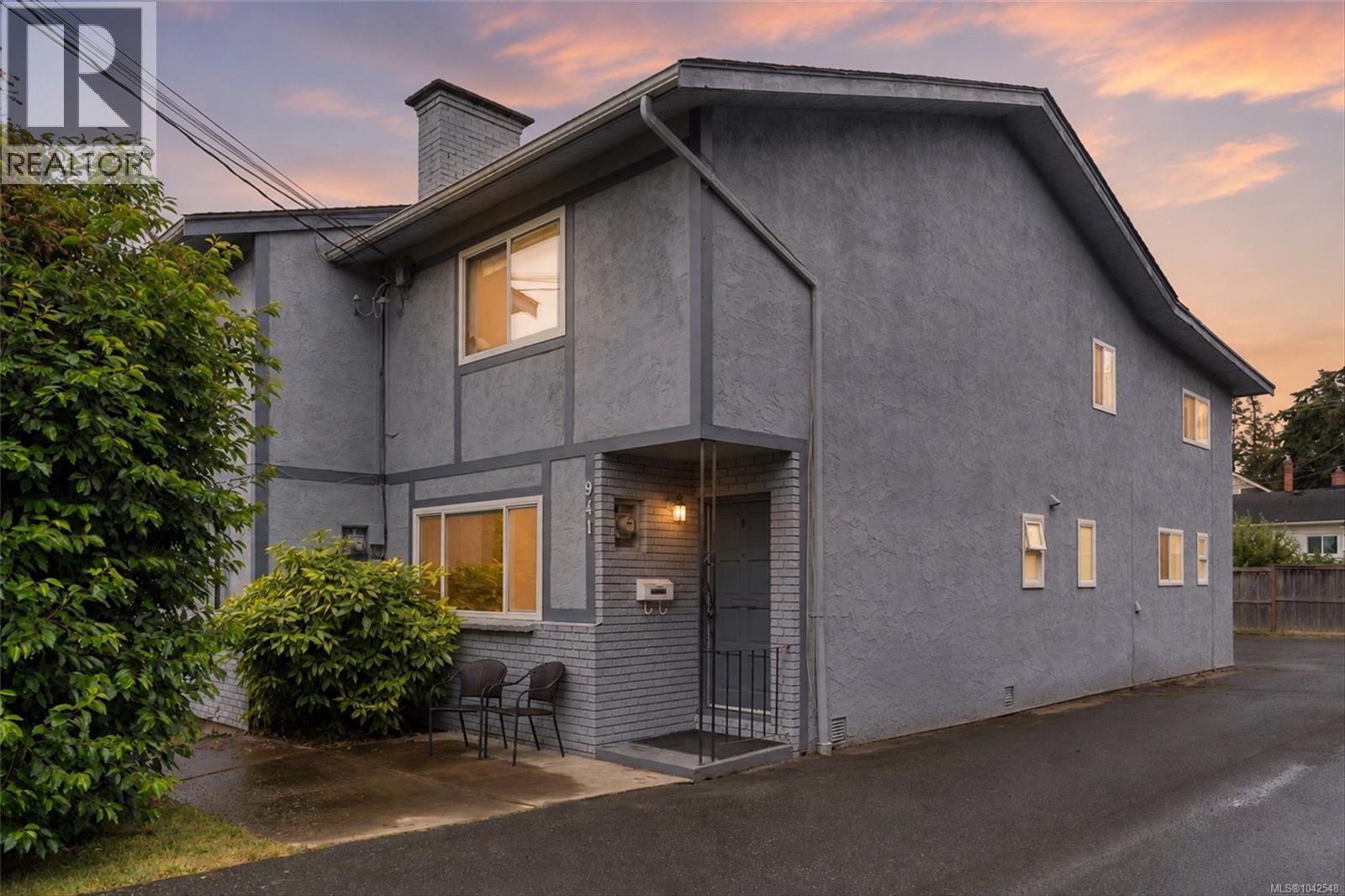 941 Inskip St Property Photo 1