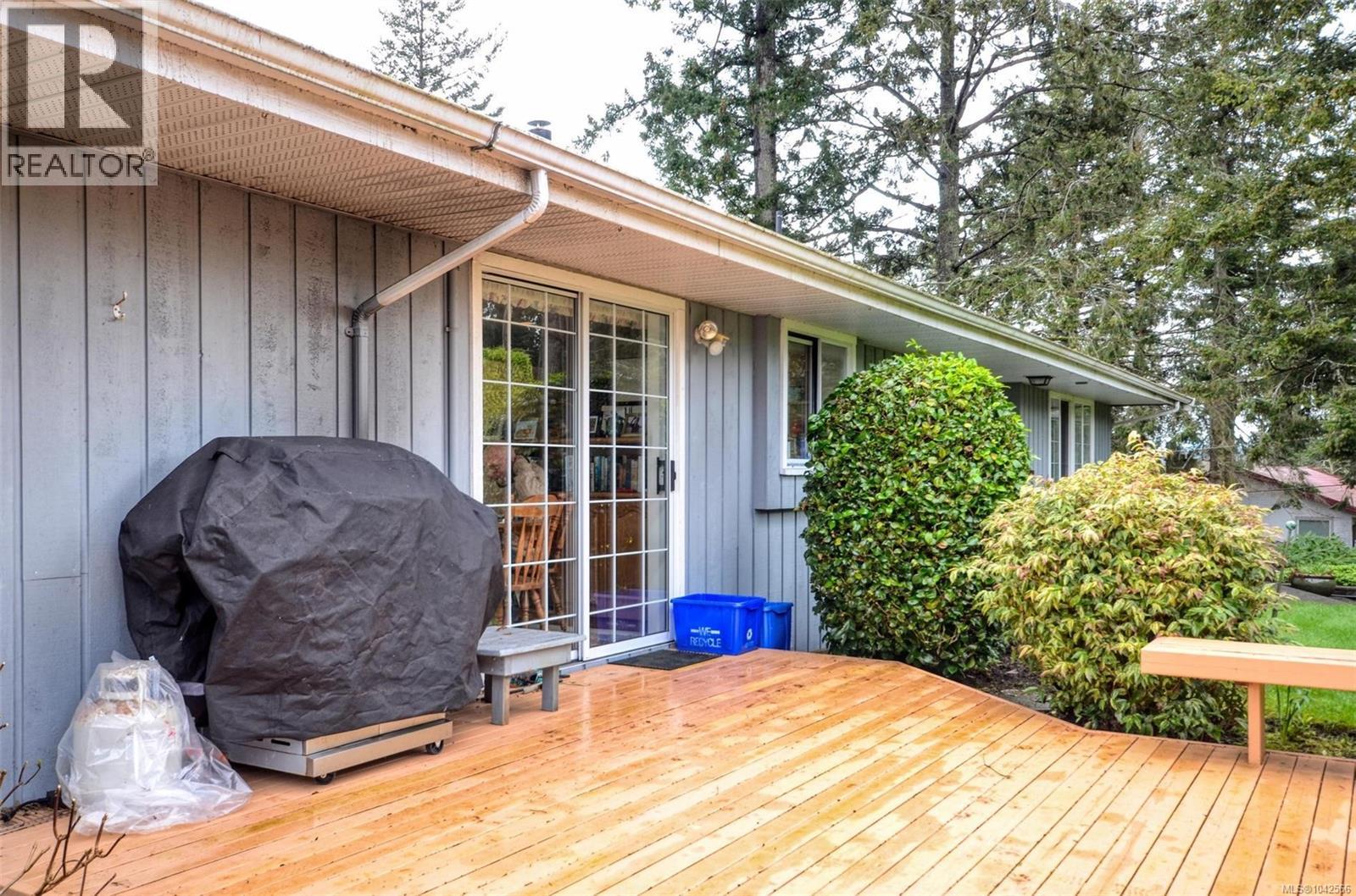 10502 Jocelyn Pl Property Photo 25