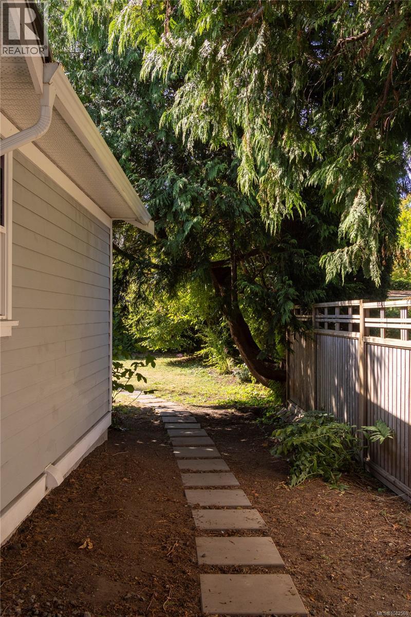 1217 May St Property Photo 25