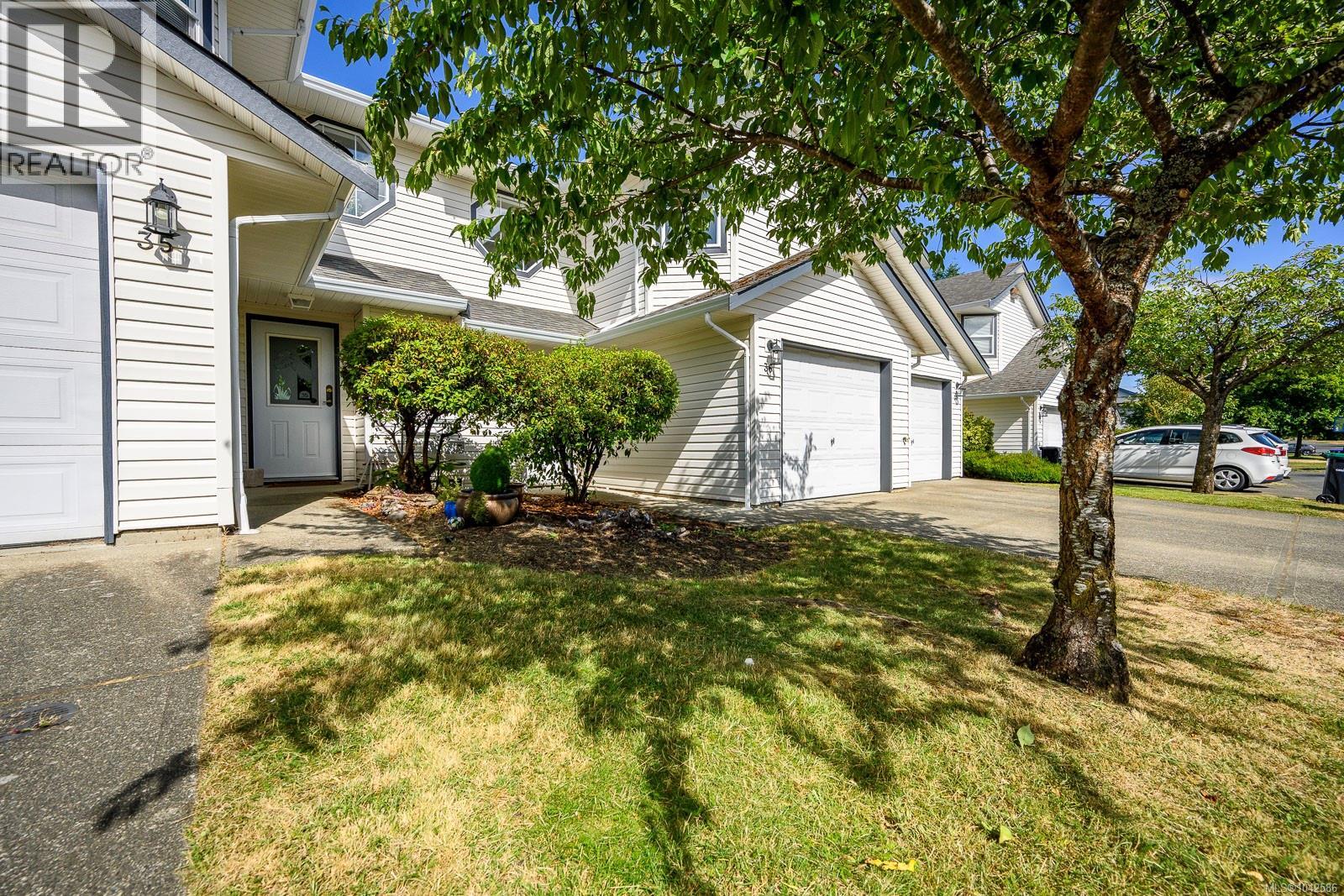 36 2160 Hawk Dr