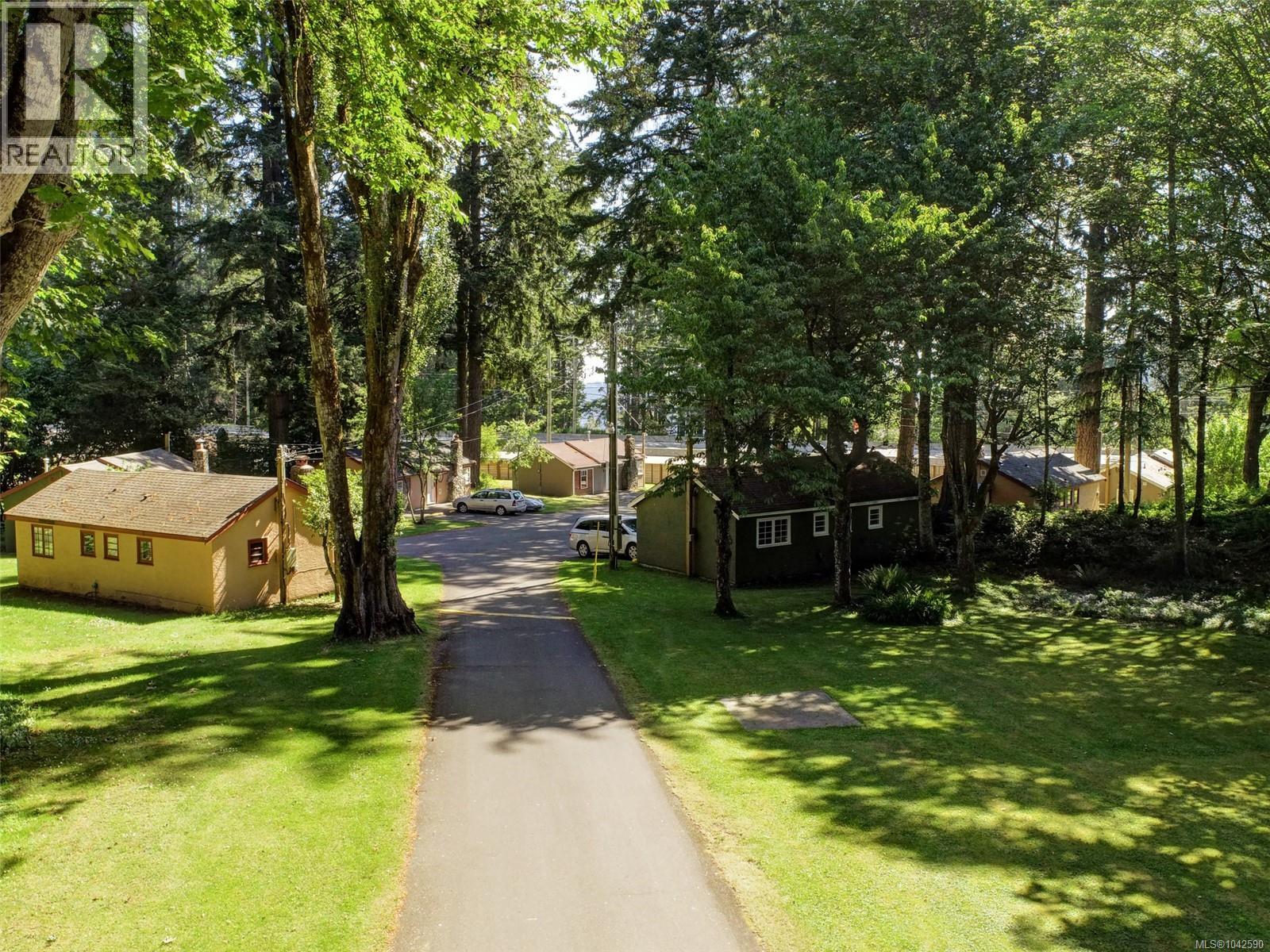 300 Meadow Way Property Photo 10