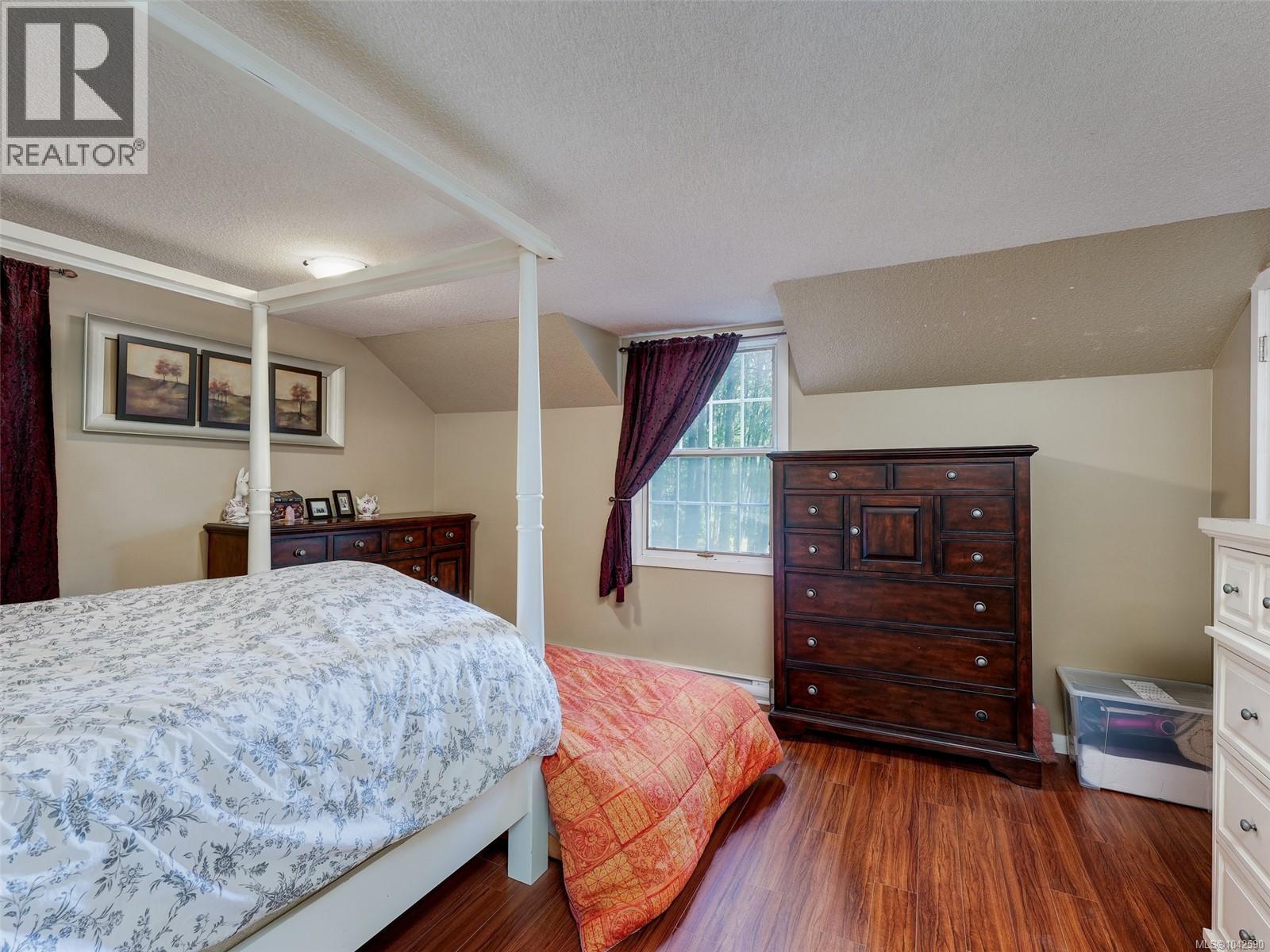 300 Meadow Way Property Photo 47