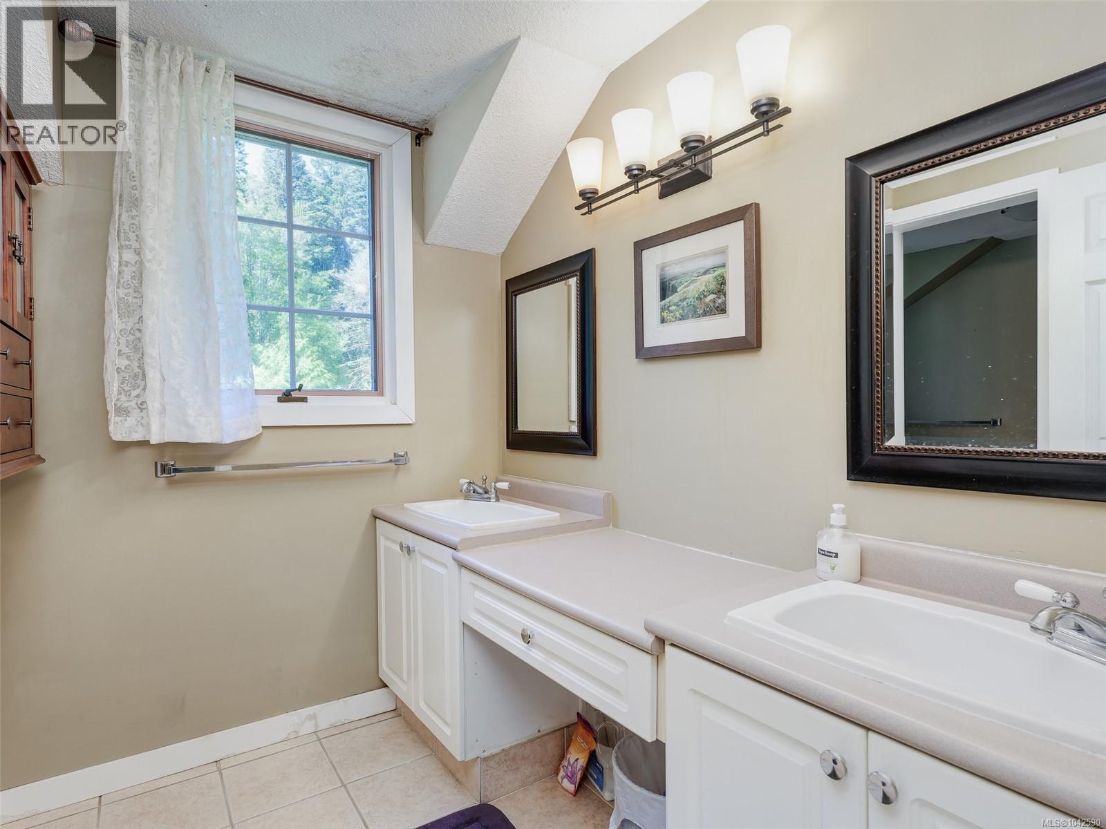 300 Meadow Way Property Photo 52