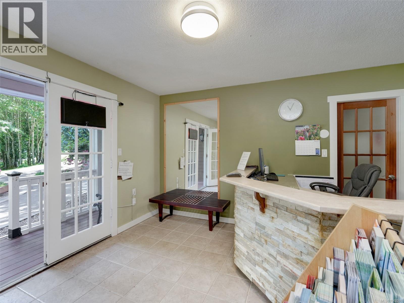 300 Meadow Way Property Photo 58