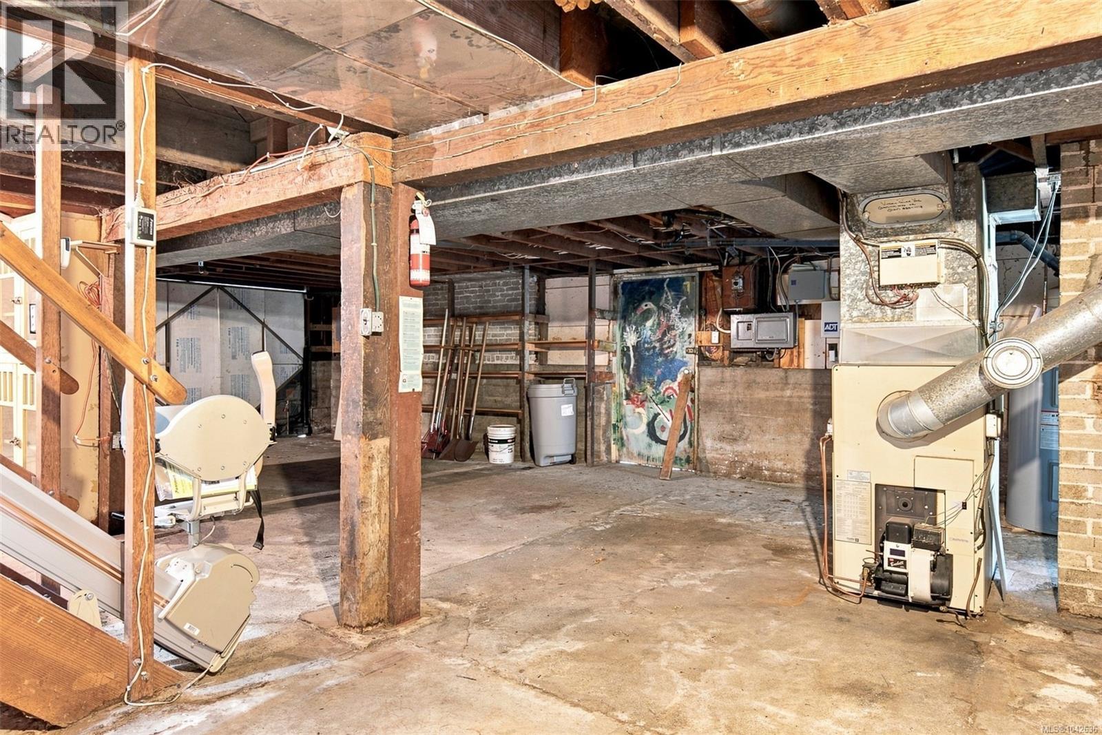 950 Dunn Ave Property Photo 29