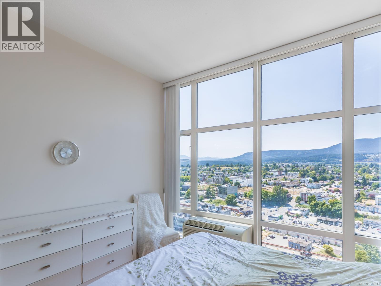 1802 38 Front St Property Photo 7