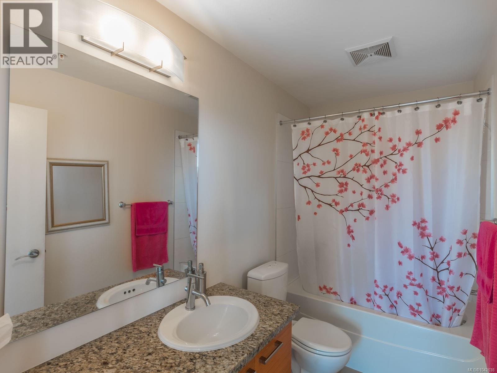 1802 38 Front St Property Photo 10