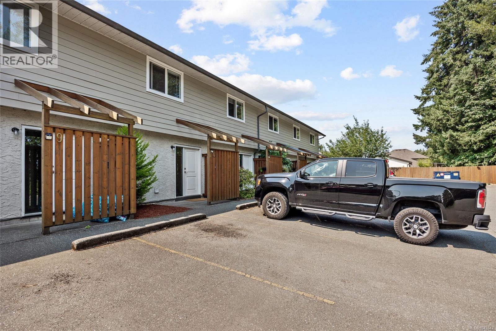 10 951 17th St Property Photo 5