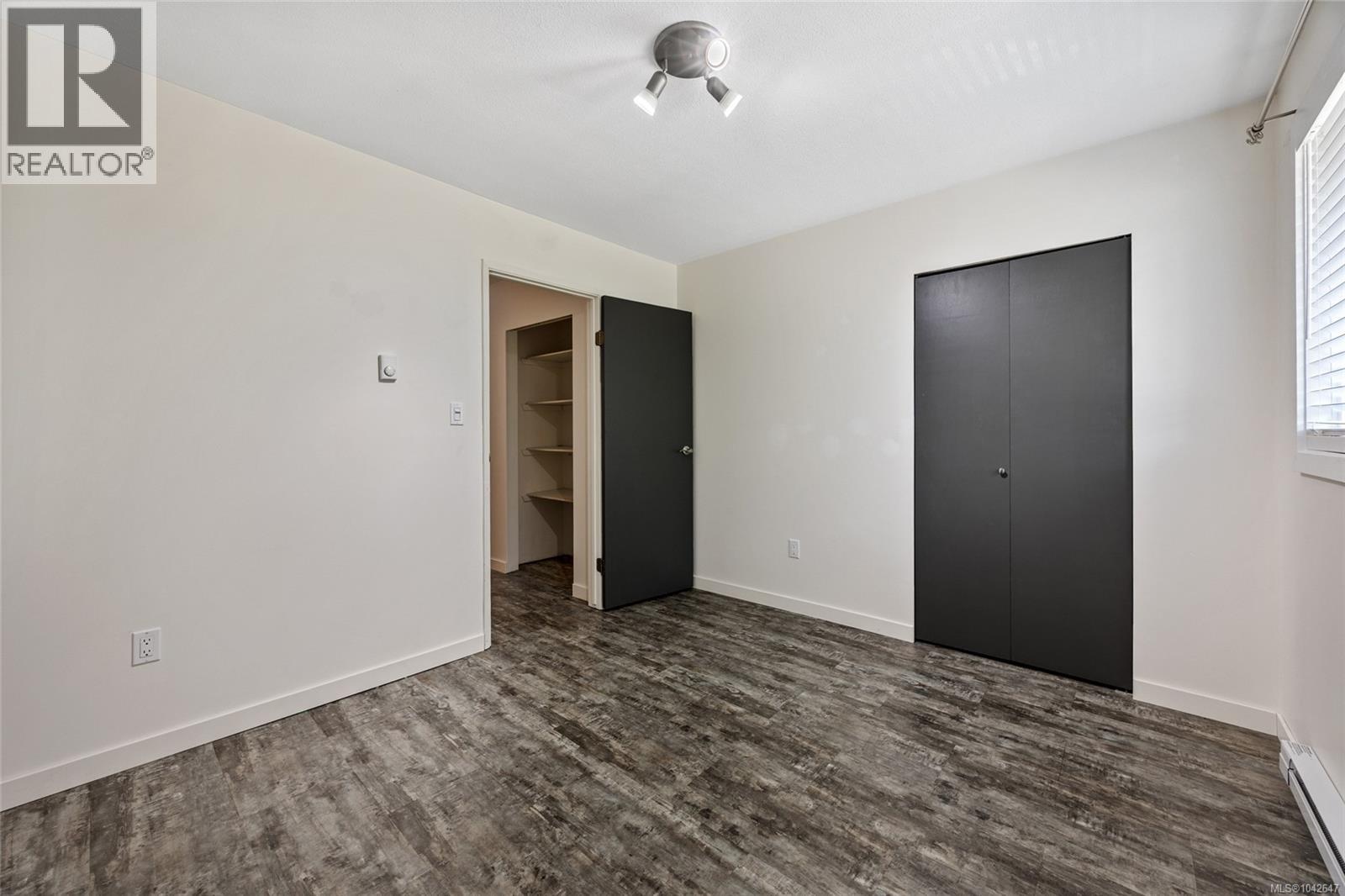 10 951 17th St Property Photo 23