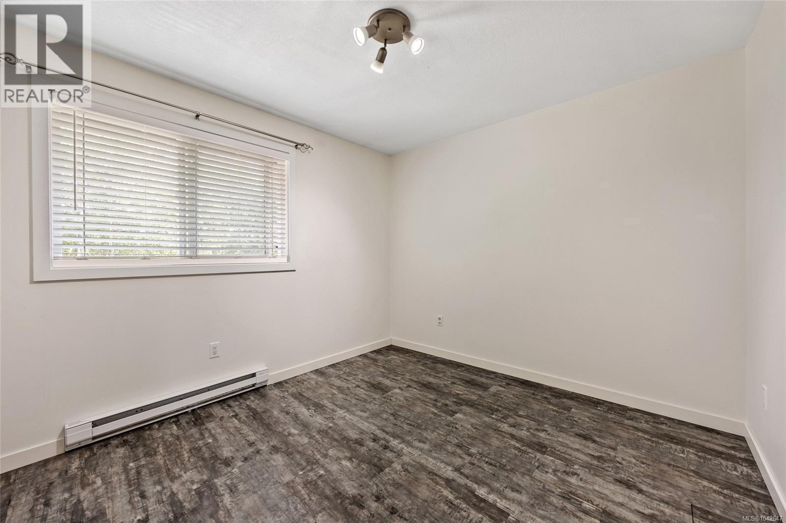 10 951 17th St Property Photo 24
