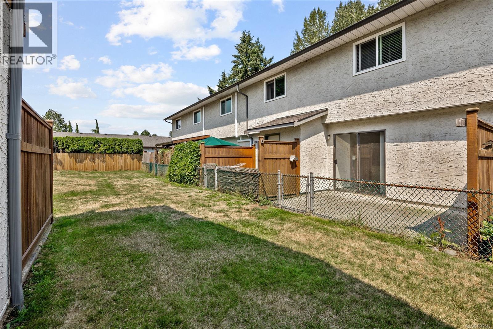 10 951 17th St Property Photo 31