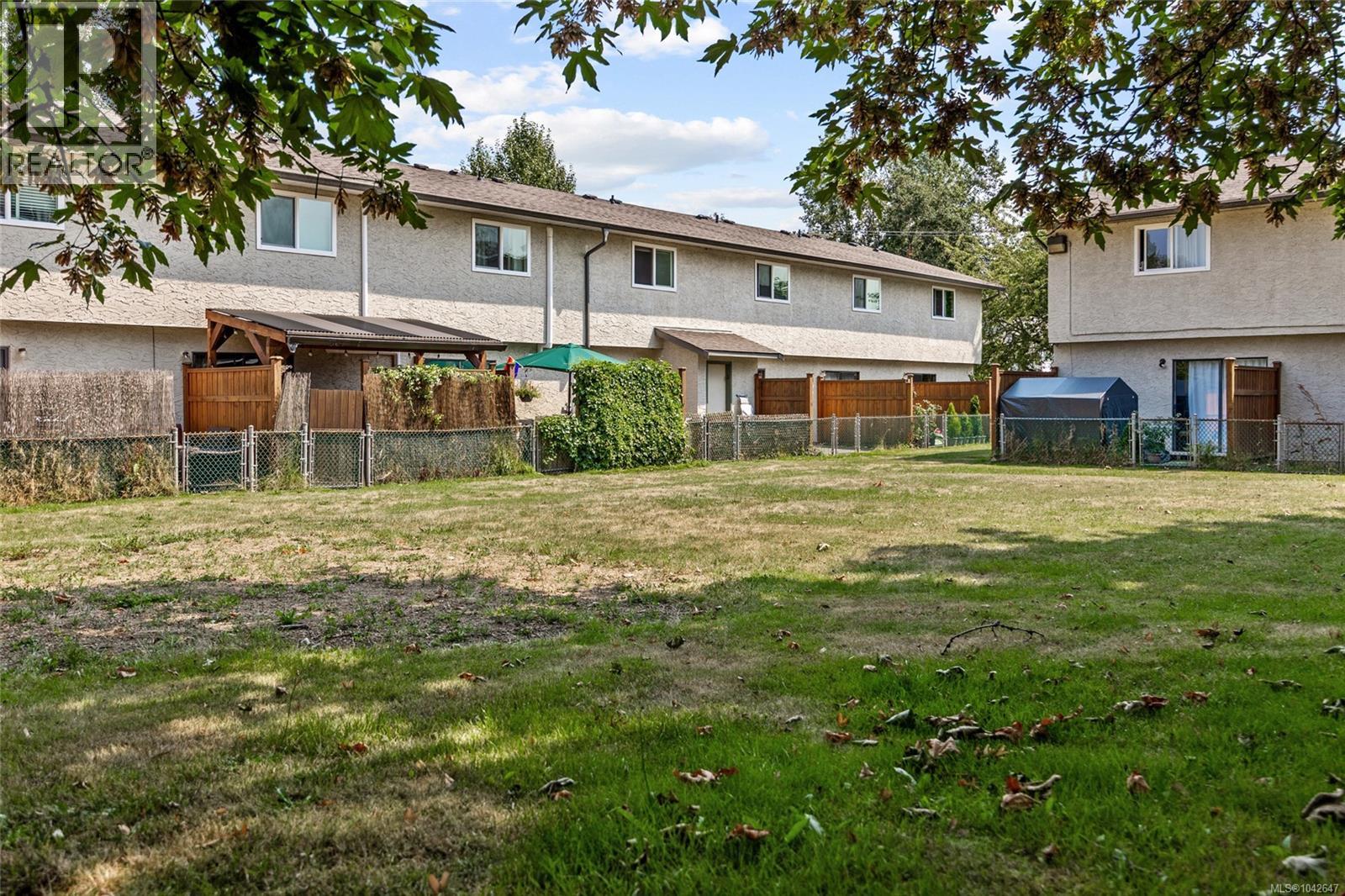 10 951 17th St Property Photo 35