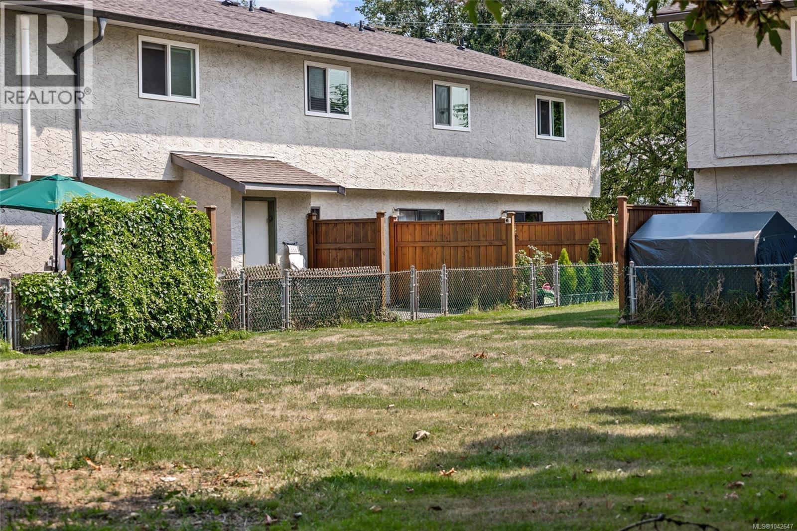 10 951 17th St Property Photo 36