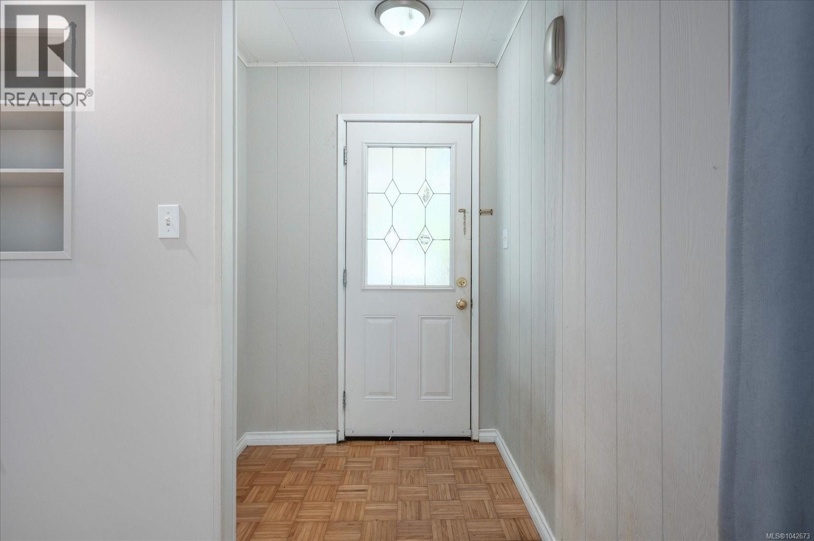 261 Villa Rd Property Photo 3
