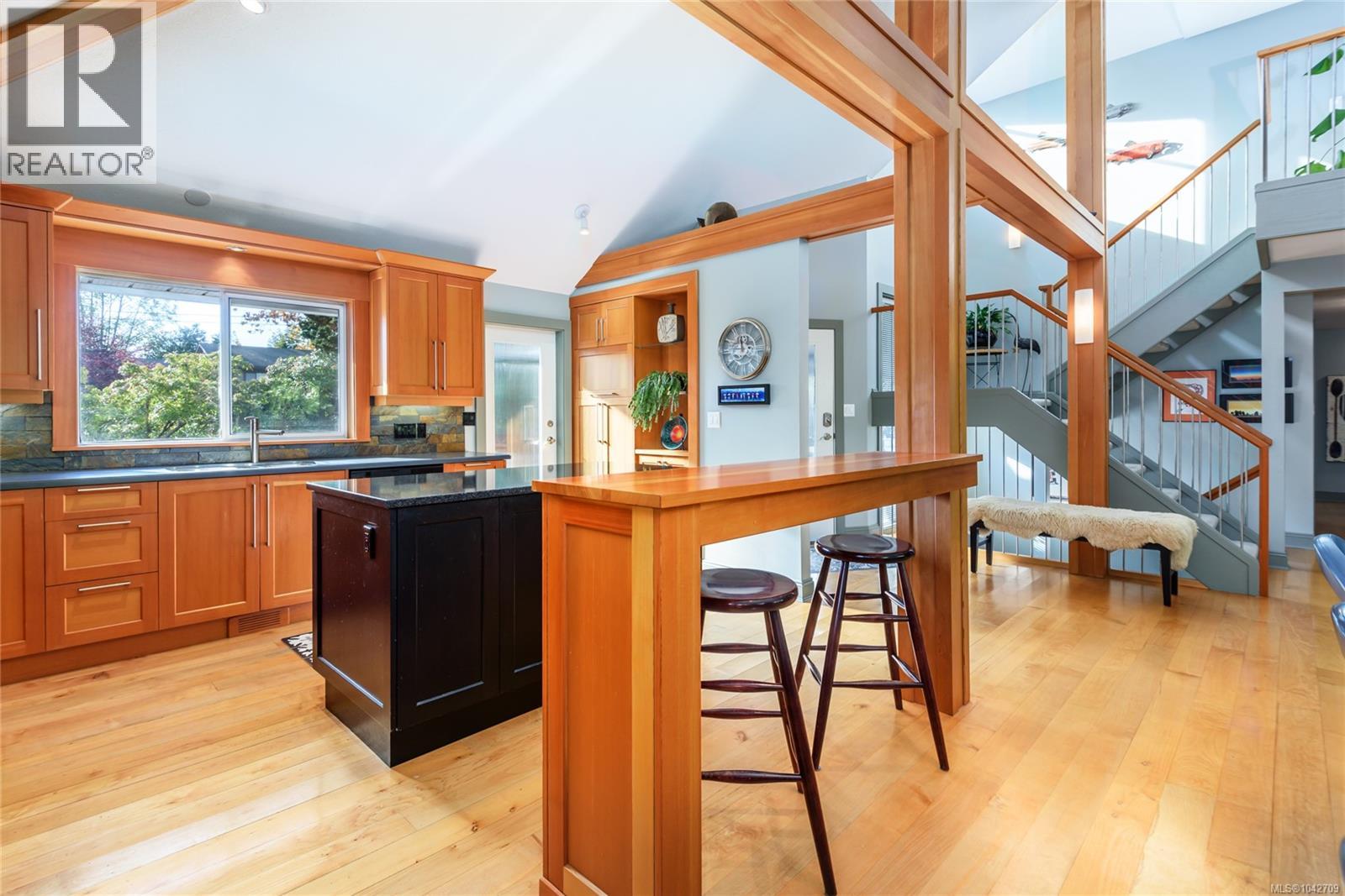 1716 Tofino Pl Property Photo 18