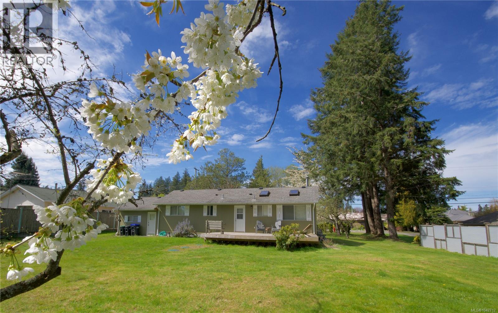 603 Johnstone Rd