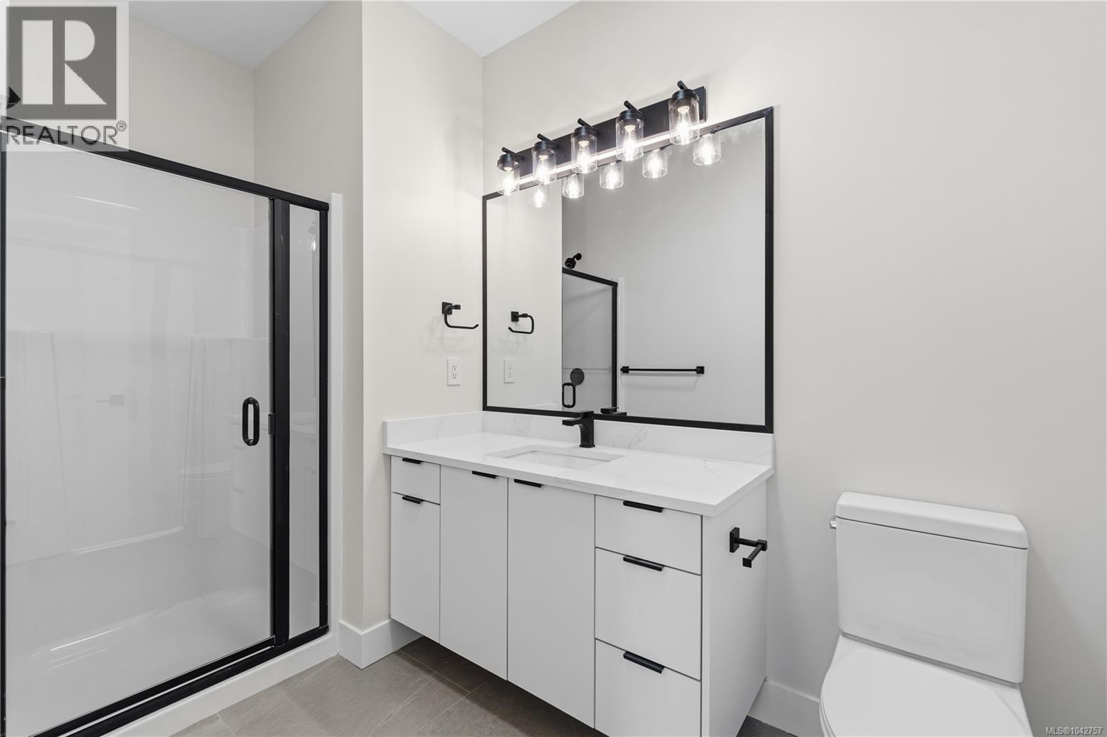 101 5311 Toms Trnabt Property Photo 9