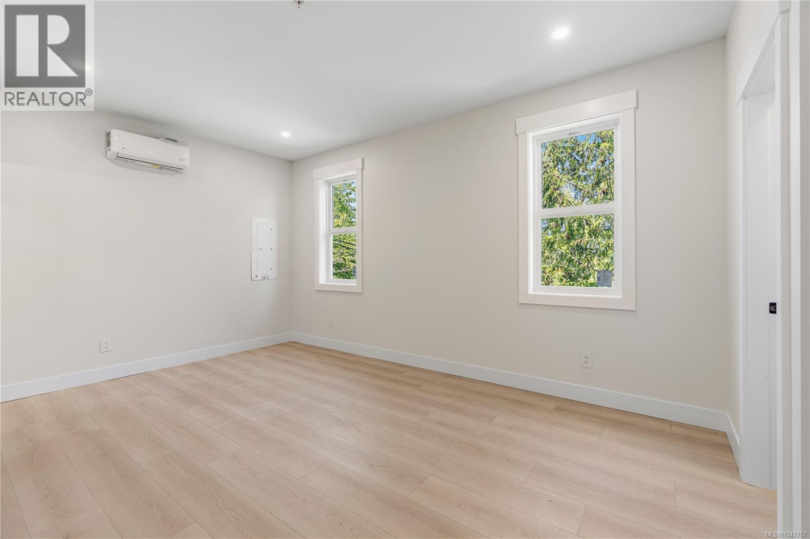 101 5311 Toms Trnabt Property Photo 10