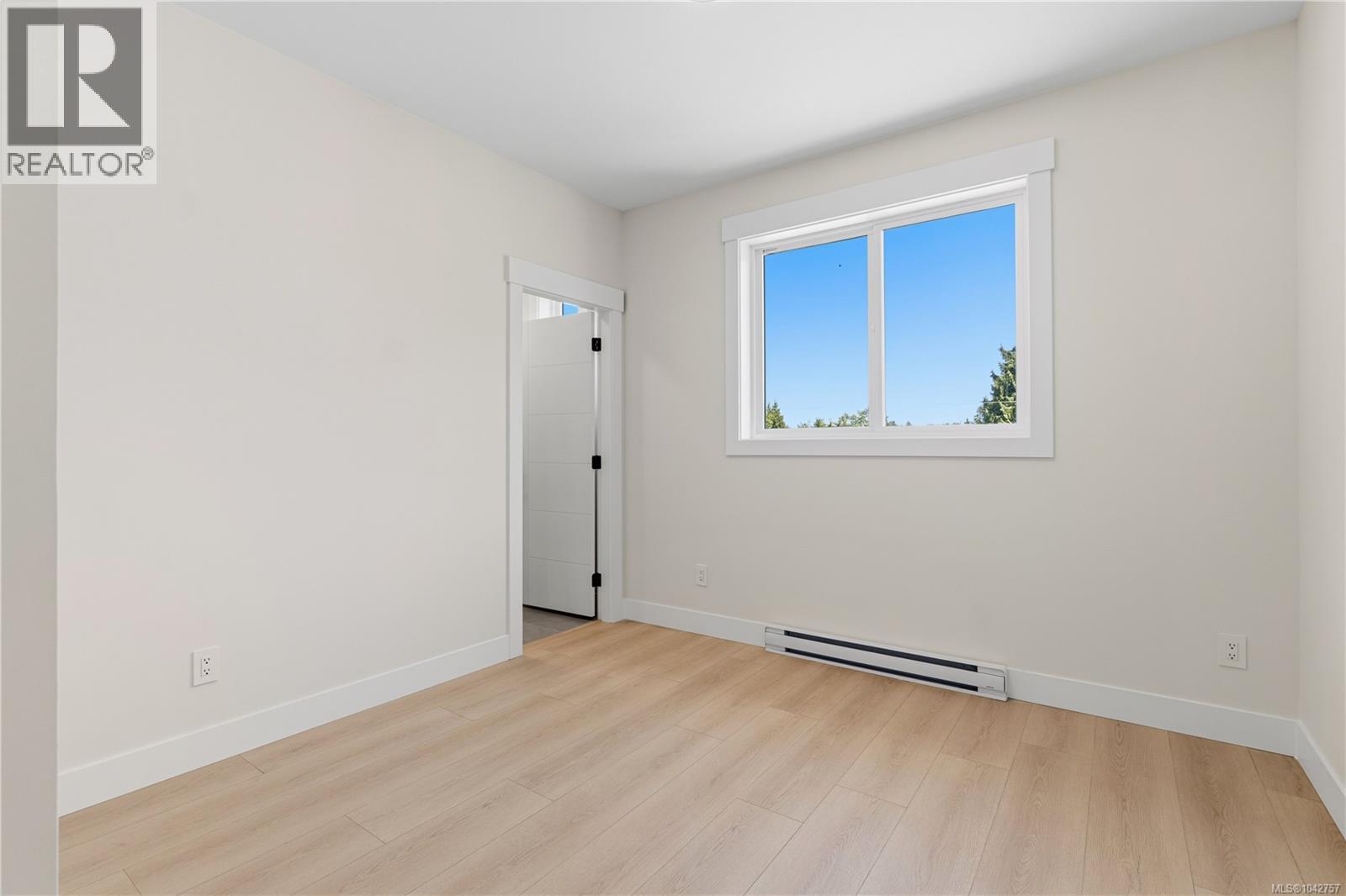 101 5311 Toms Trnabt Property Photo 13