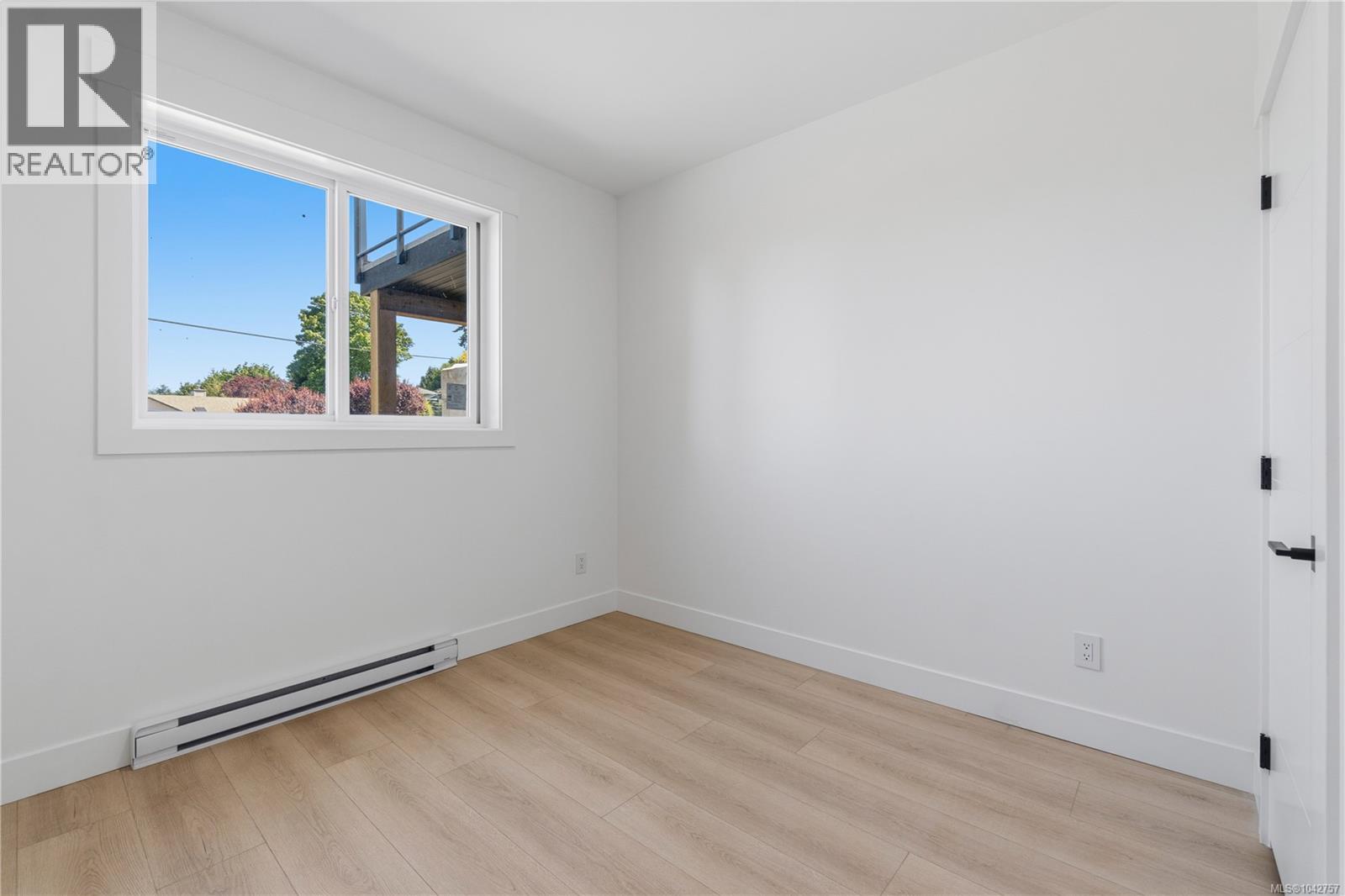 101 5311 Toms Trnabt Property Photo 23