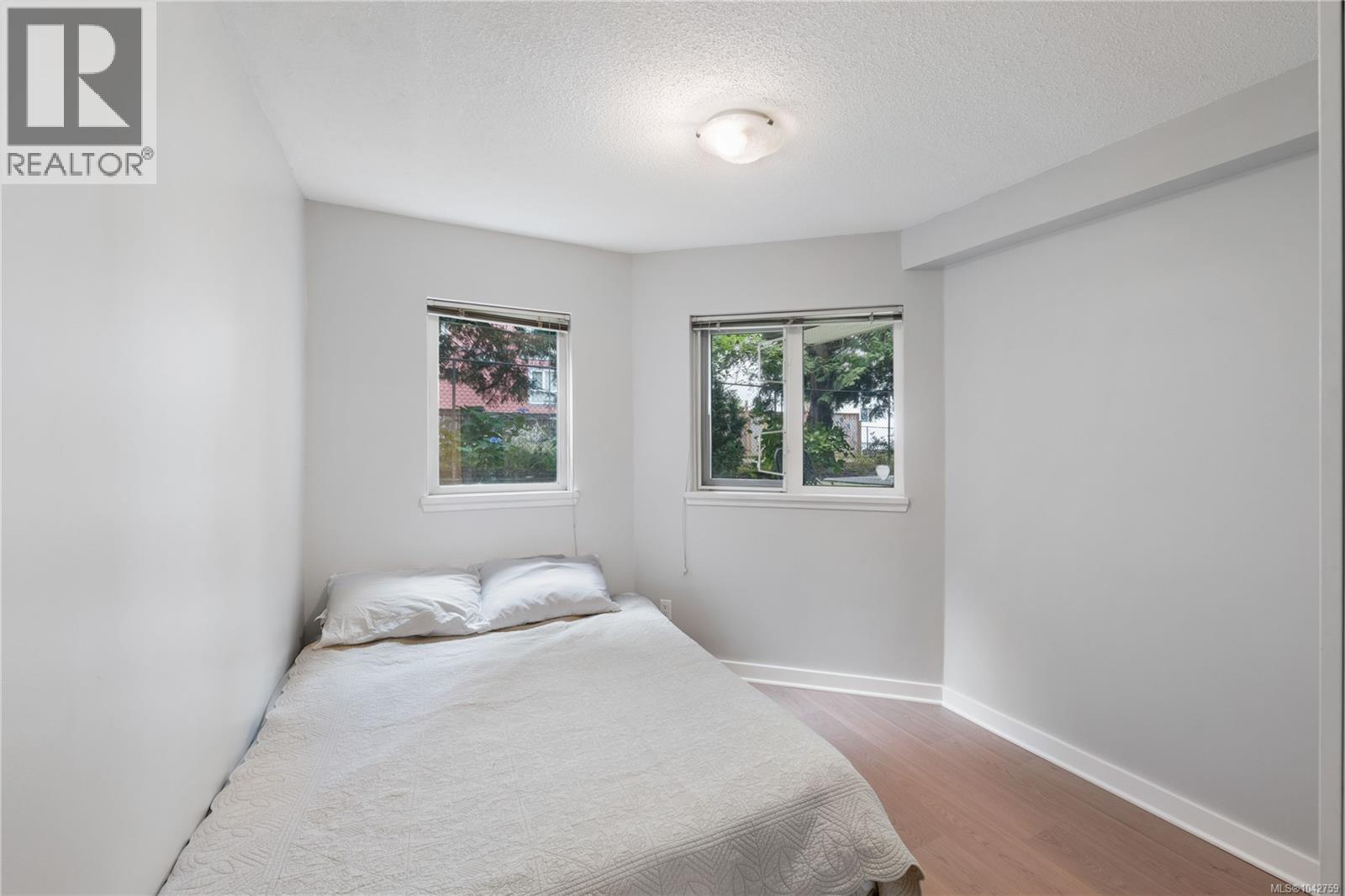 105 2520 Wark St Property Photo 12