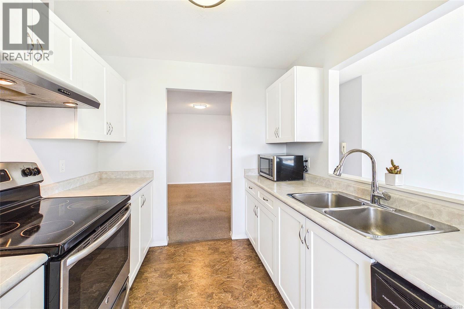 304 327 Prideaux St Property Photo 12