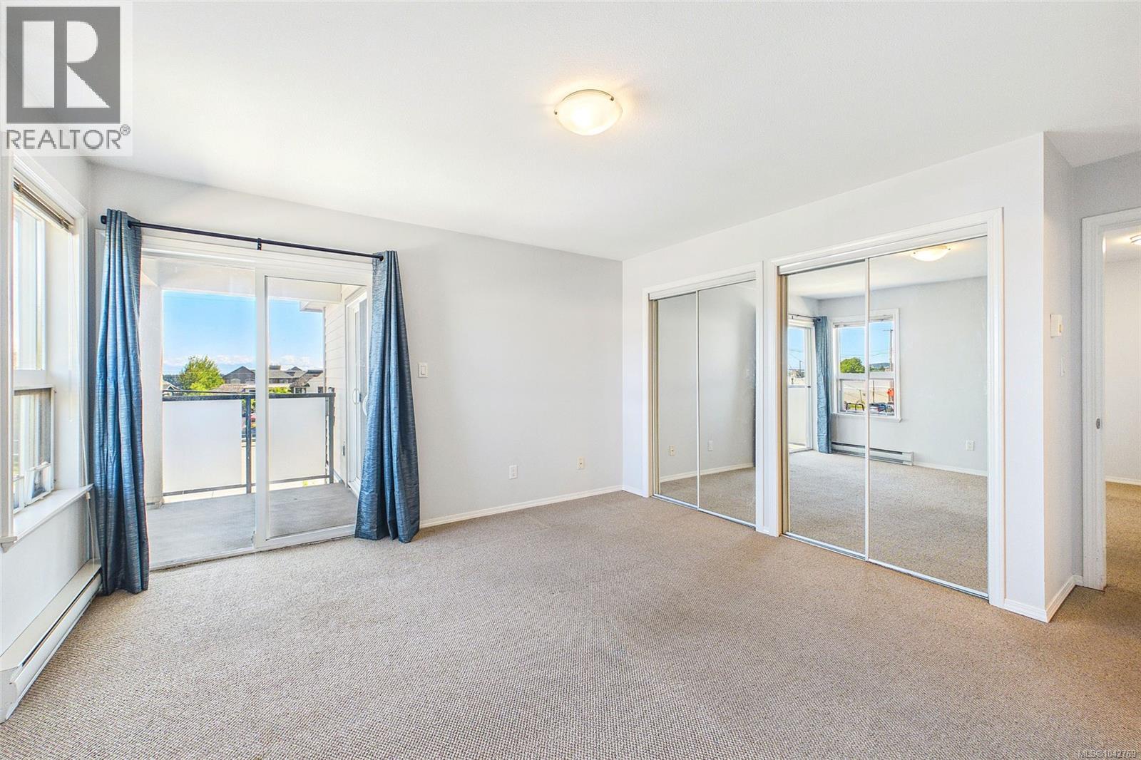 304 327 Prideaux St Property Photo 22