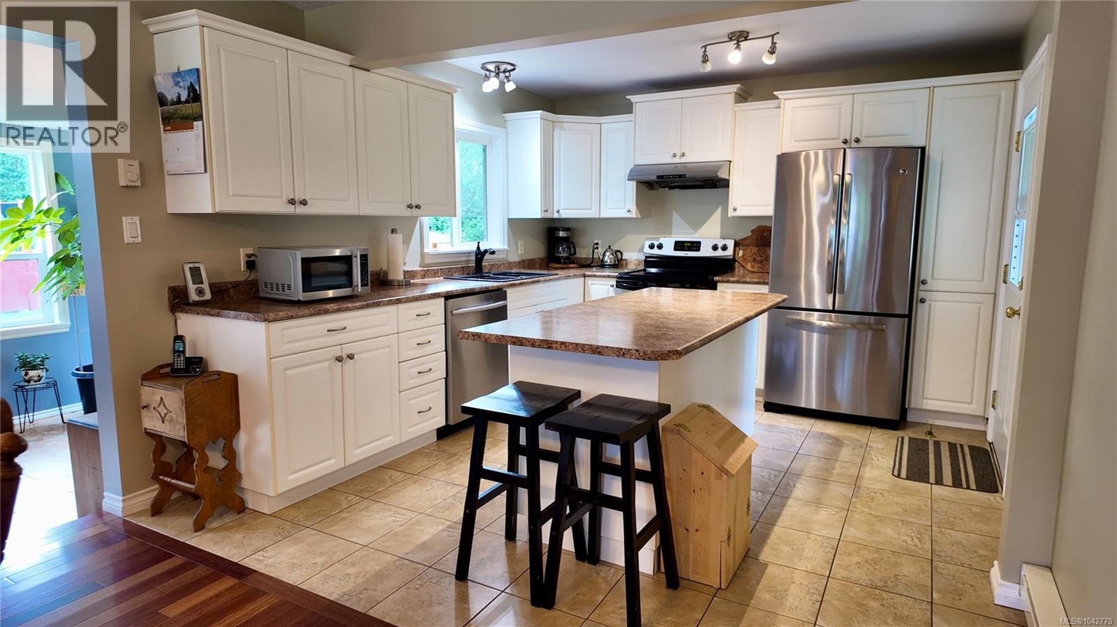 10289 Tamea Rd Property Photo 10