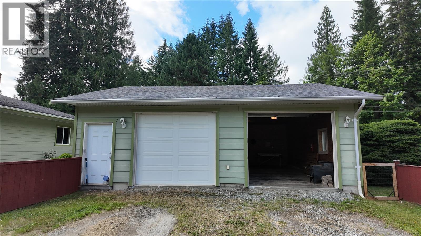 10289 Tamea Rd Property Photo 21