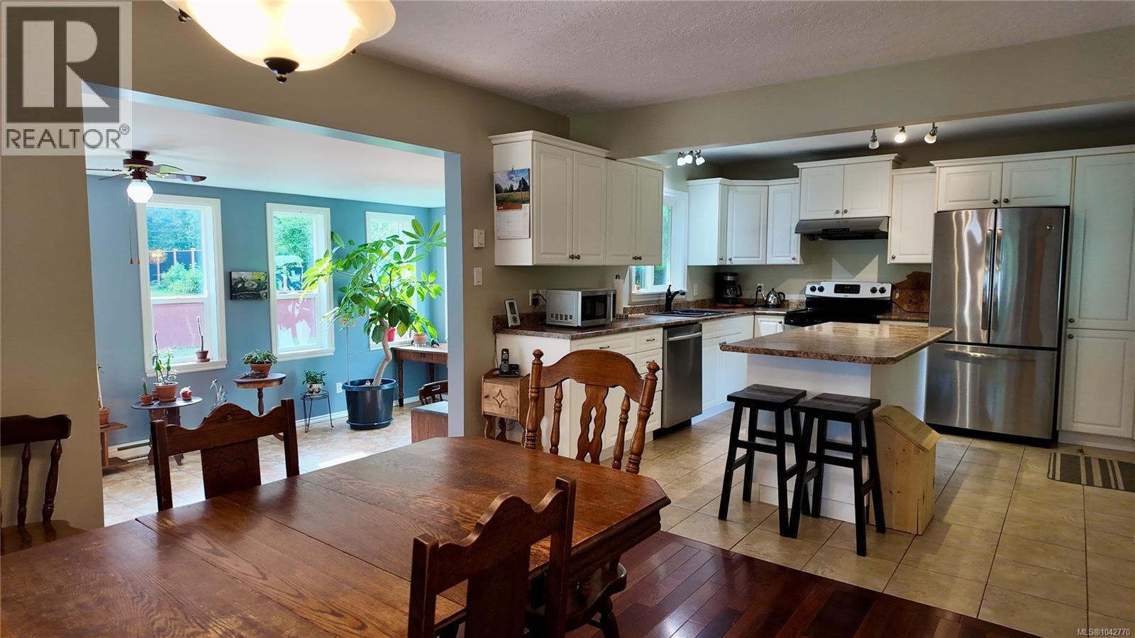 10289 Tamea Rd Property Photo 28