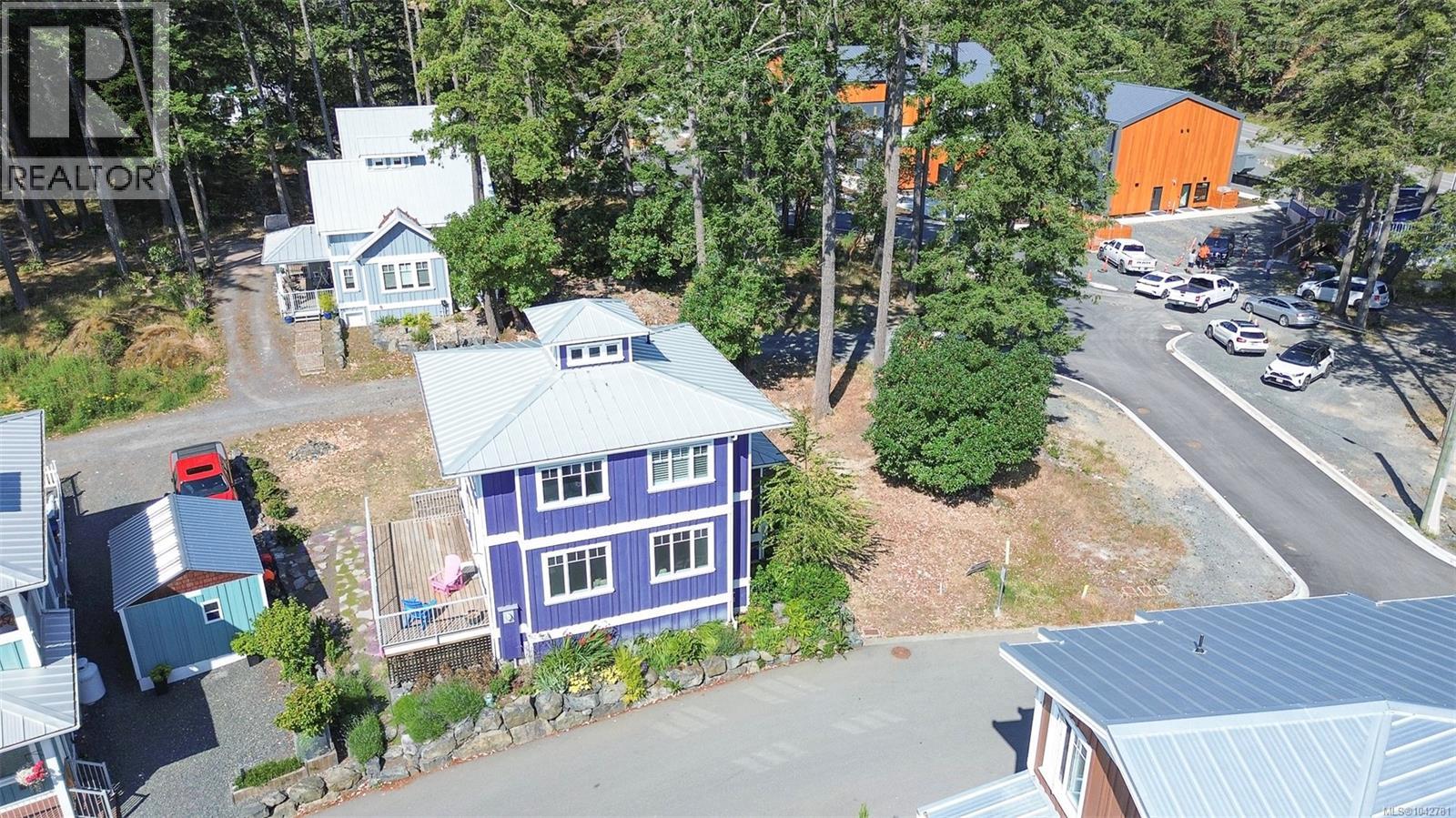 1104 Spirit Bay Rd Property Photo 1