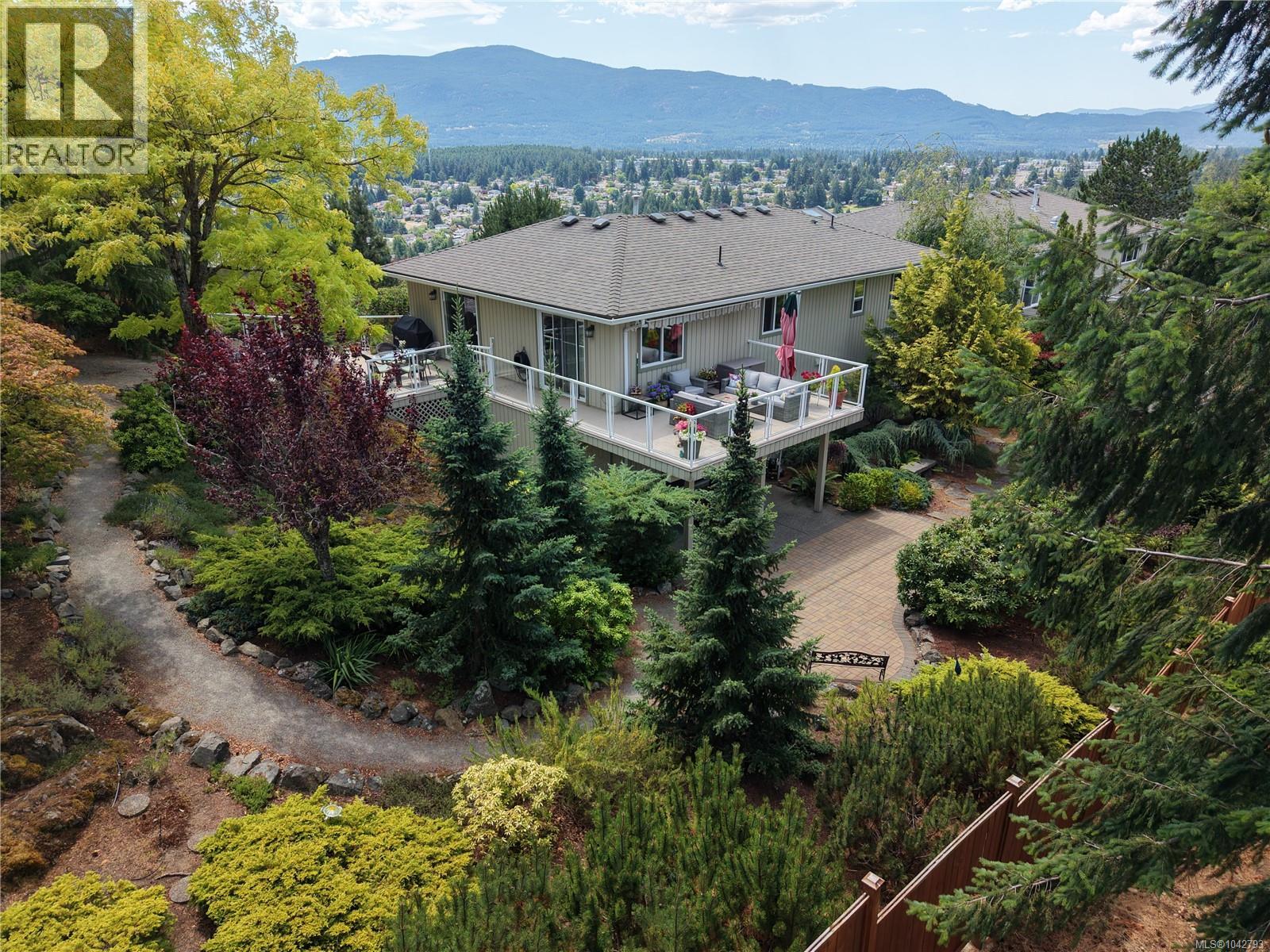 3255 Folkestone Dr