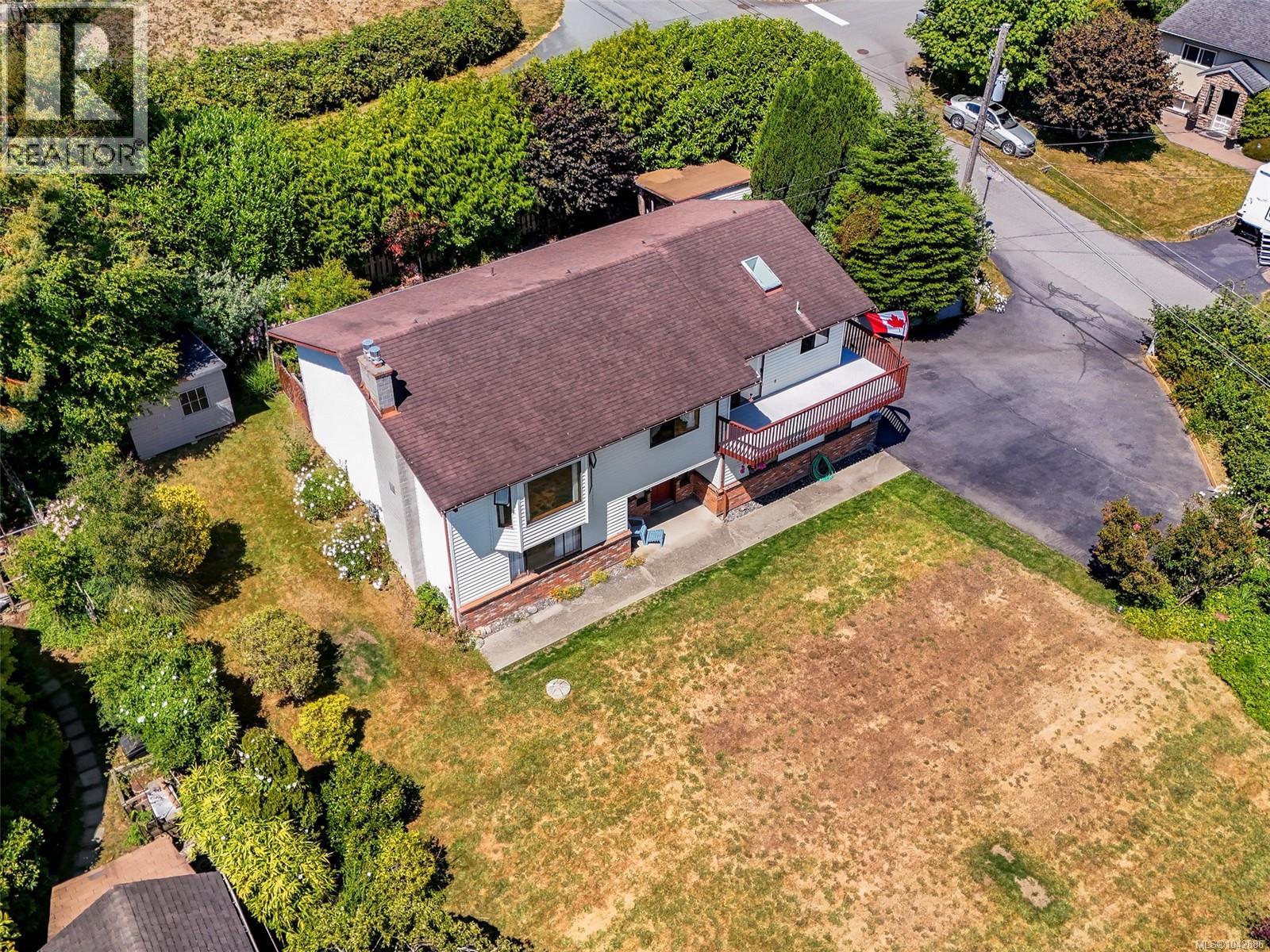 2022 Charters Rd Property Photo 28
