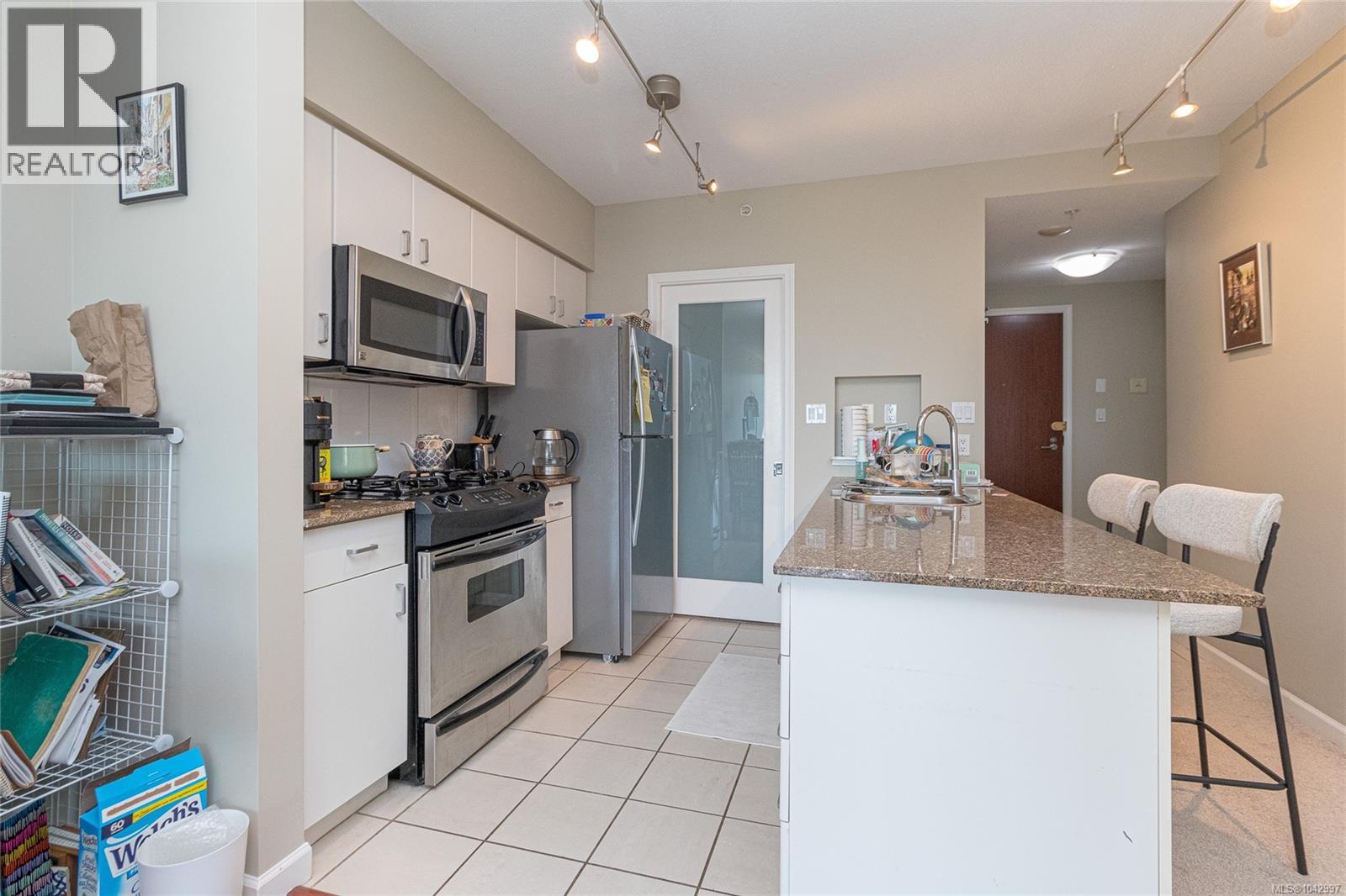 810 160 Wilson St Property Photo 13