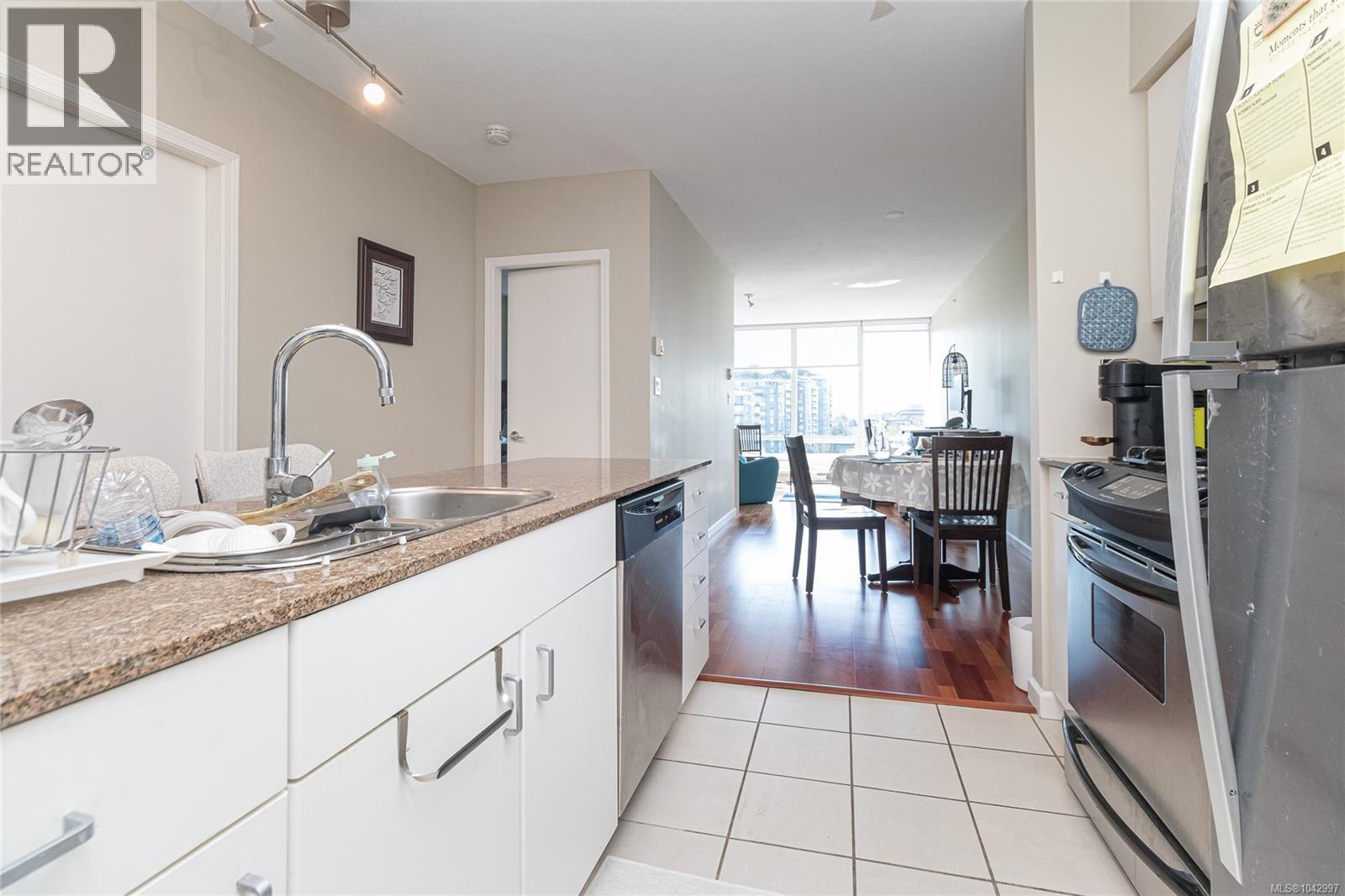 810 160 Wilson St Property Photo 15