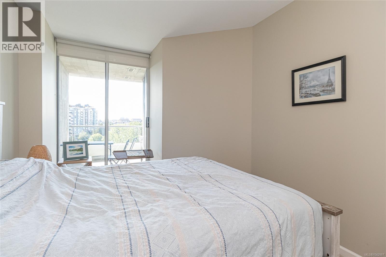 810 160 Wilson St Property Photo 16