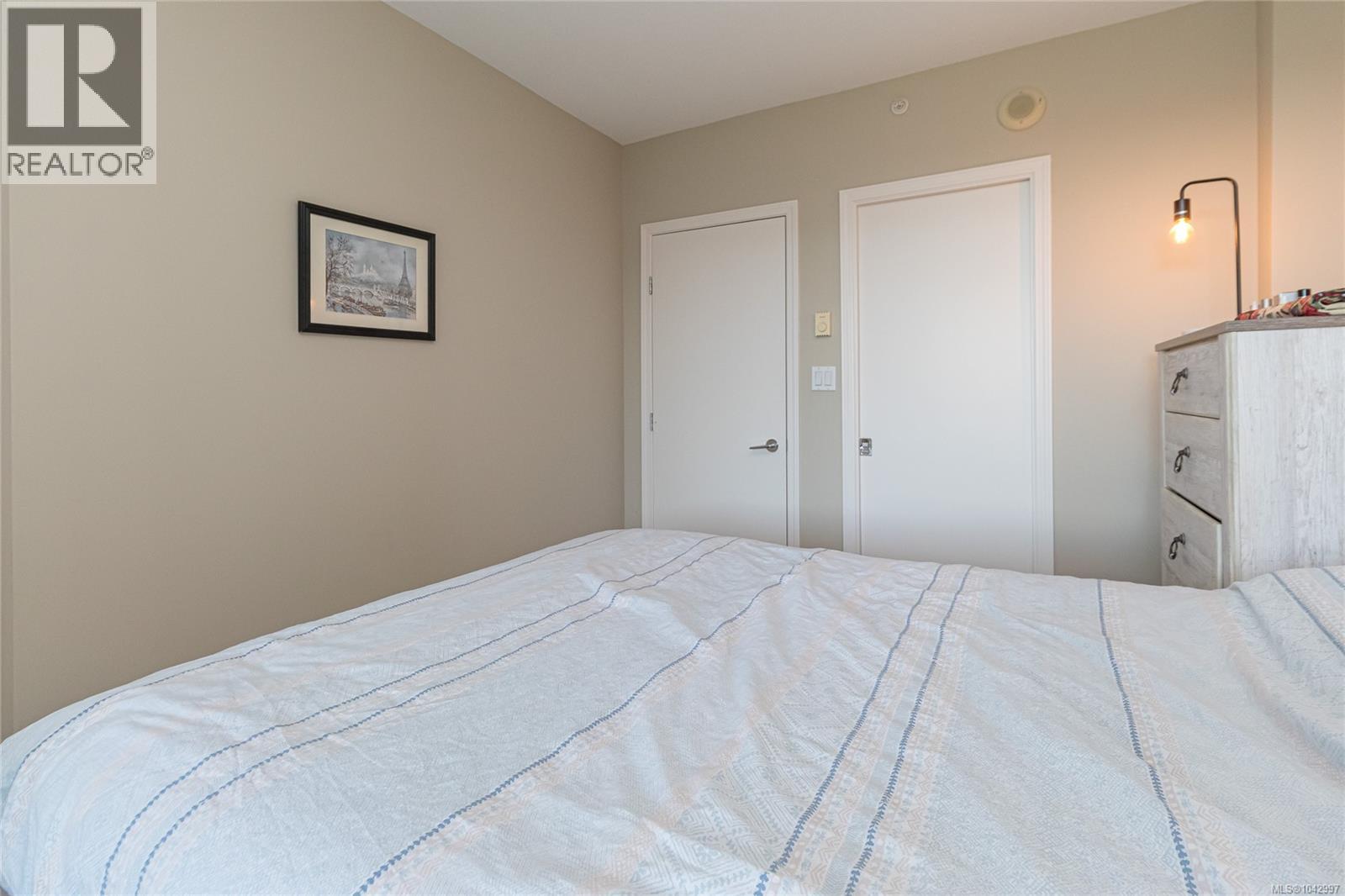 810 160 Wilson St Property Photo 18
