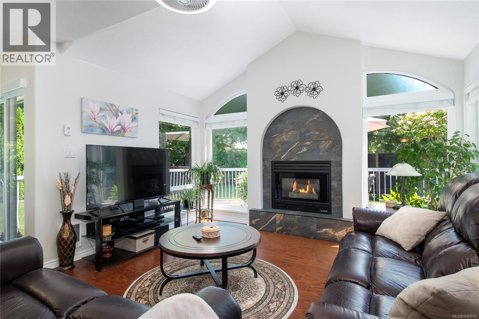 33 396 Harrogate Rd Property Photo 1
