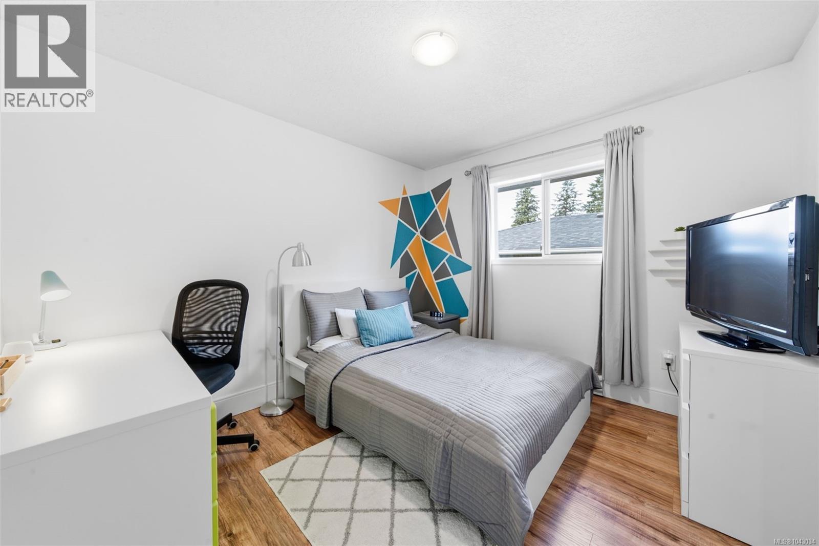 8 6766 Central Saanich Rd Property Photo 18