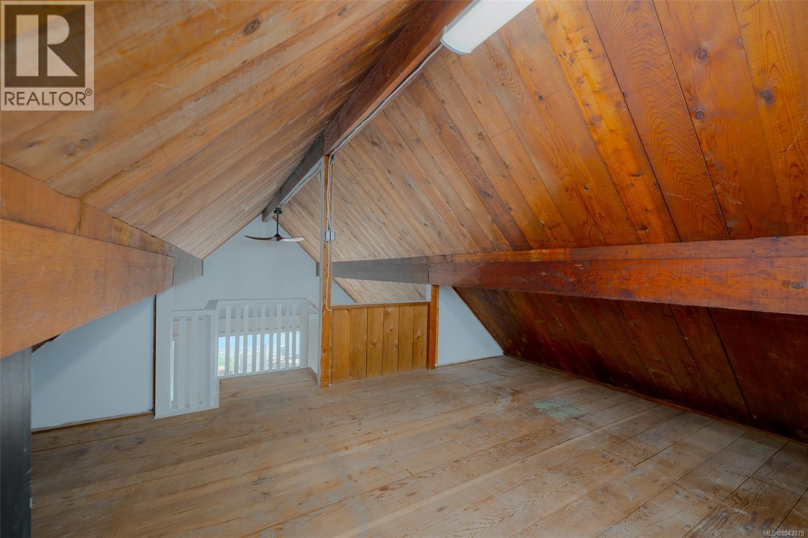 5492 Deep Bay Dr Property Photo 14