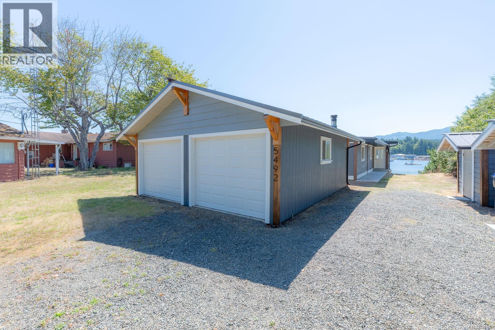 5492 Deep Bay Dr Property Photo 41