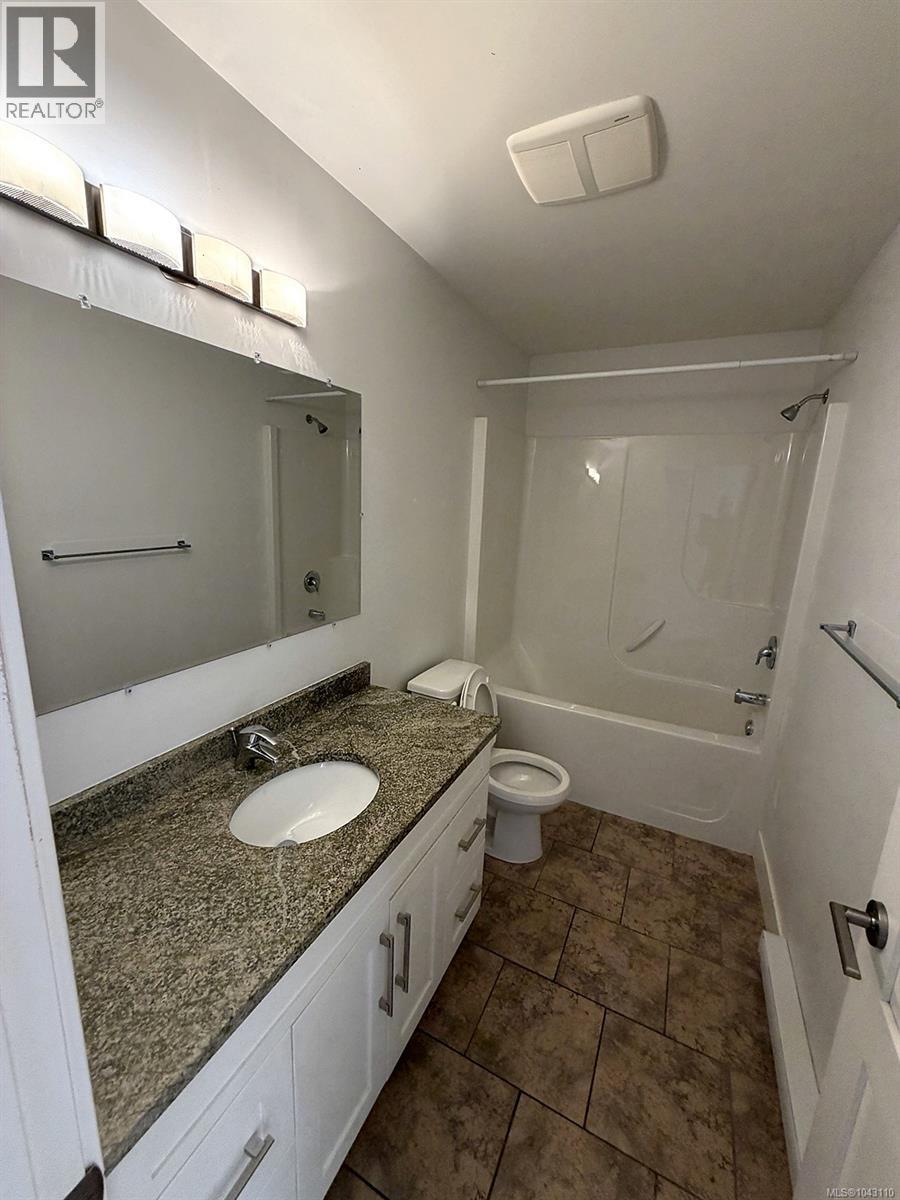 3331 Auchinachie Rd Property Photo 6