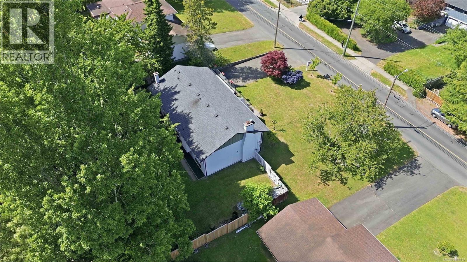 1909 Ferndale Rd Property Photo 55