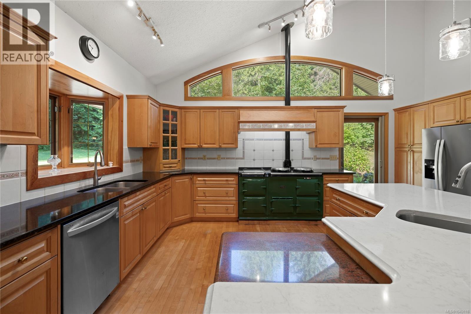2497 Enefer Rd Property Photo 12