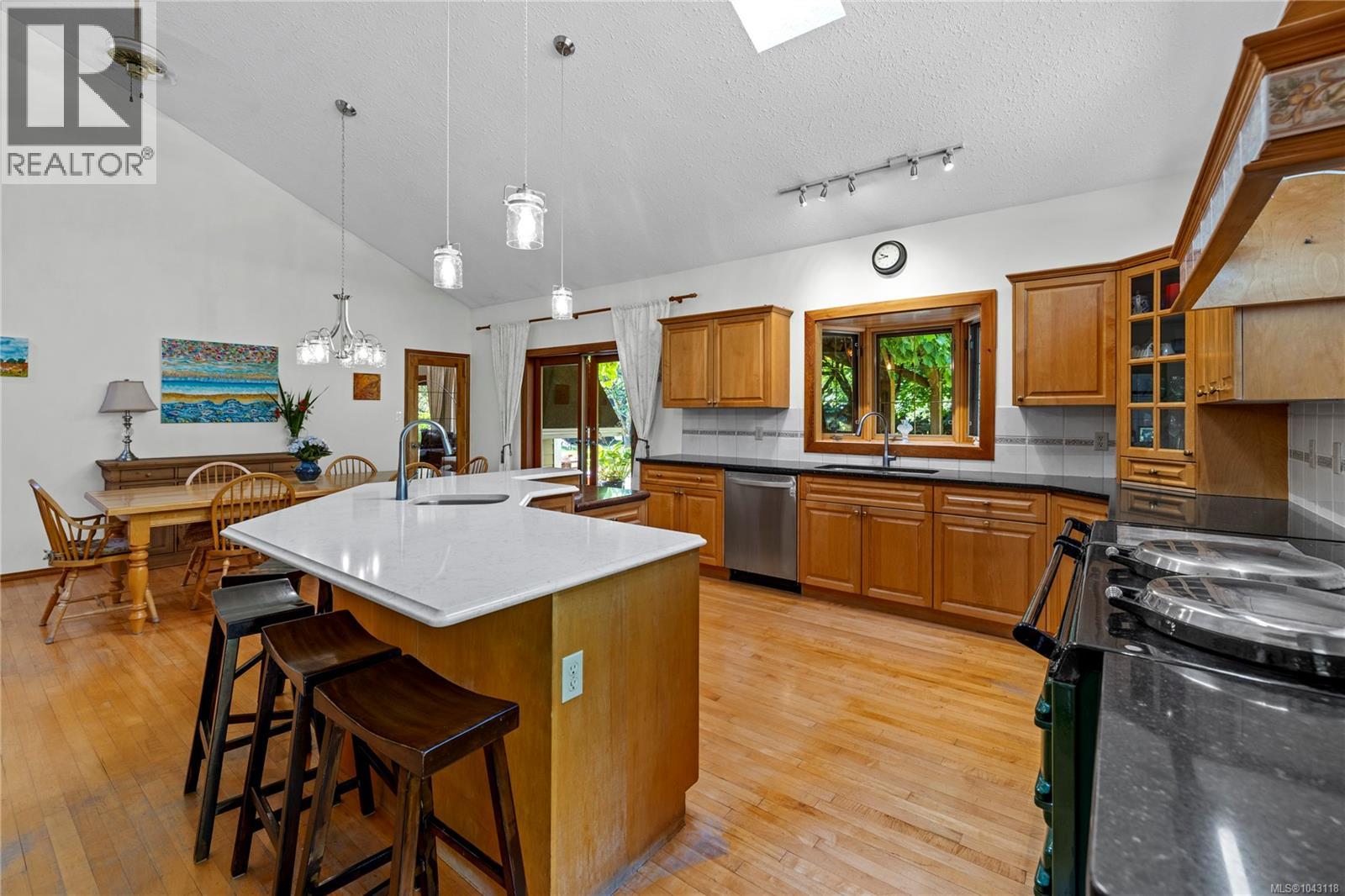 2497 Enefer Rd Property Photo 13