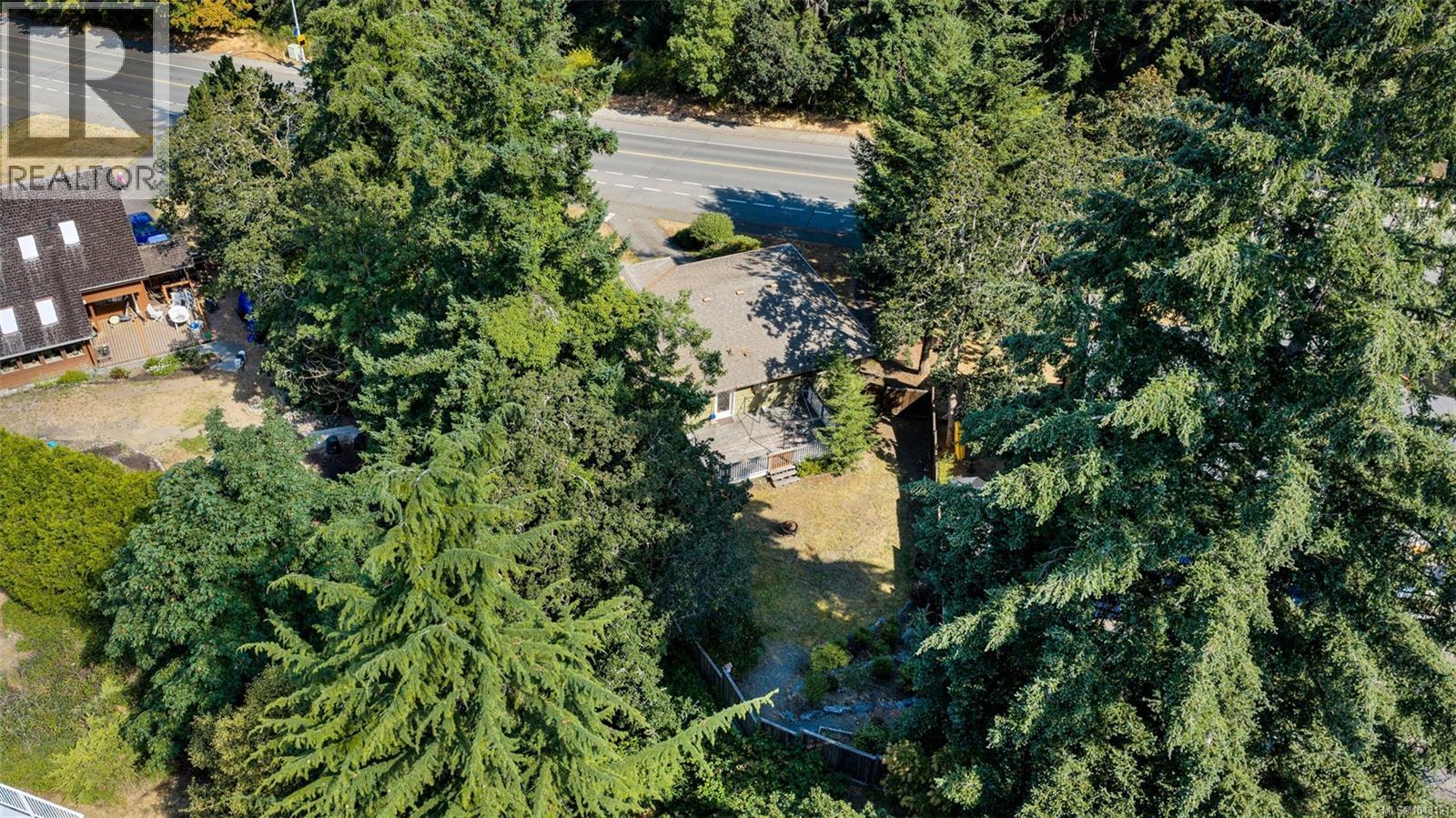 1488 Kingsview Rd Property Photo 8