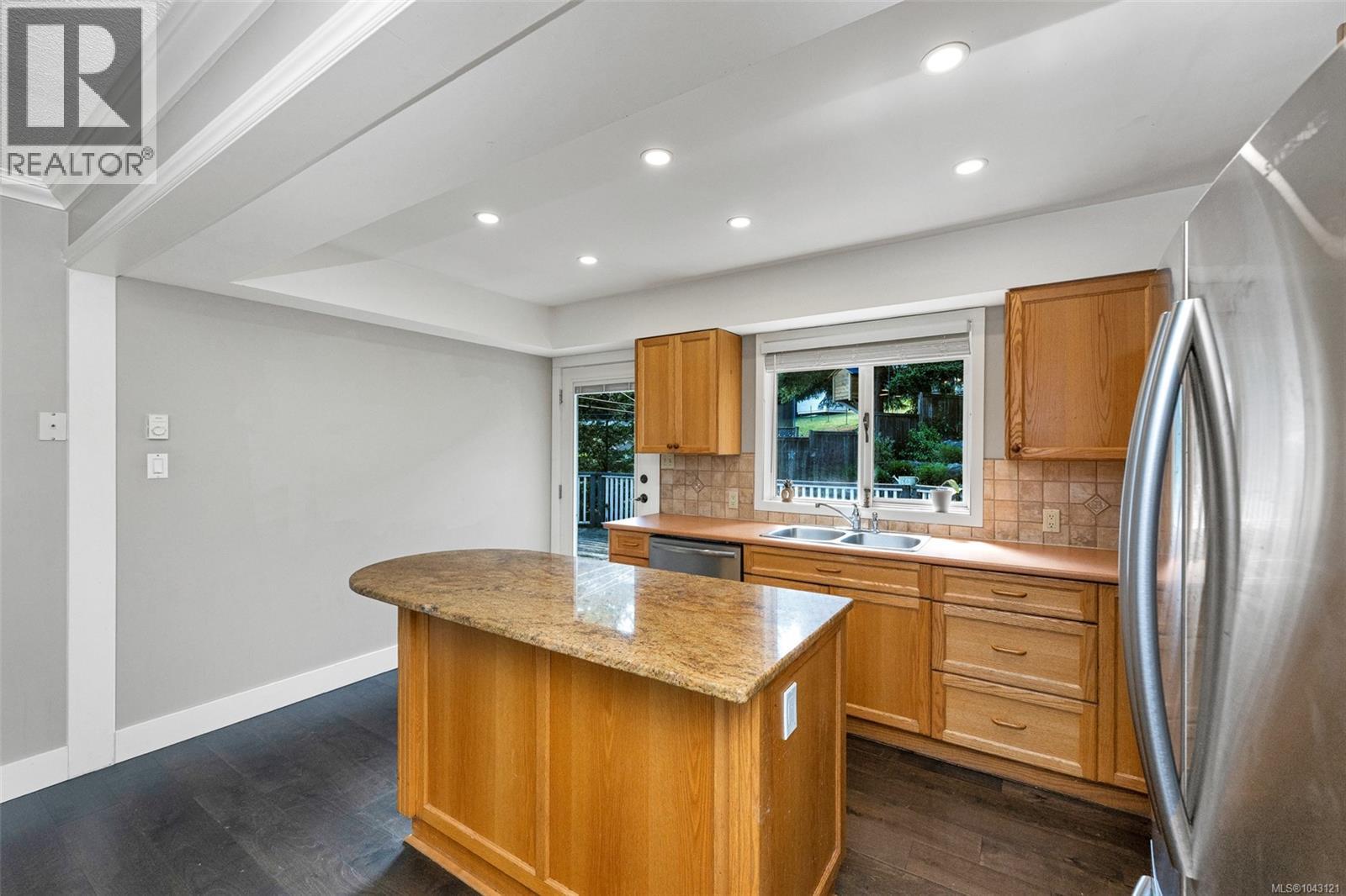 1488 Kingsview Rd Property Photo 18