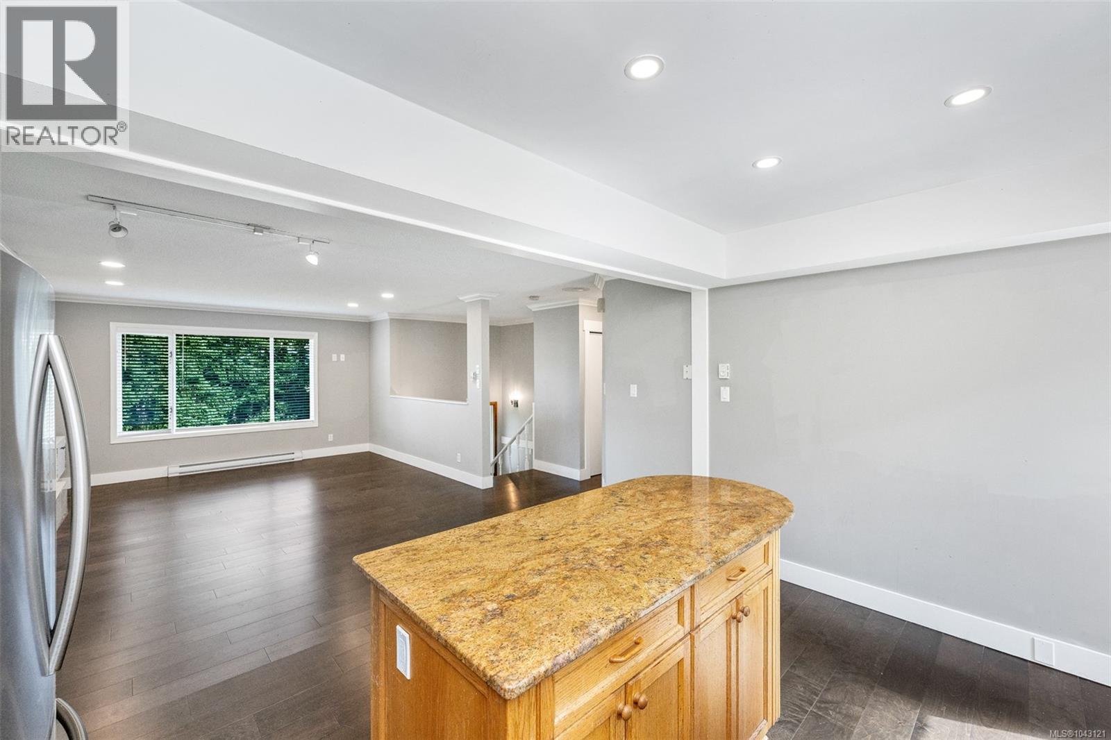 1488 Kingsview Rd Property Photo 22